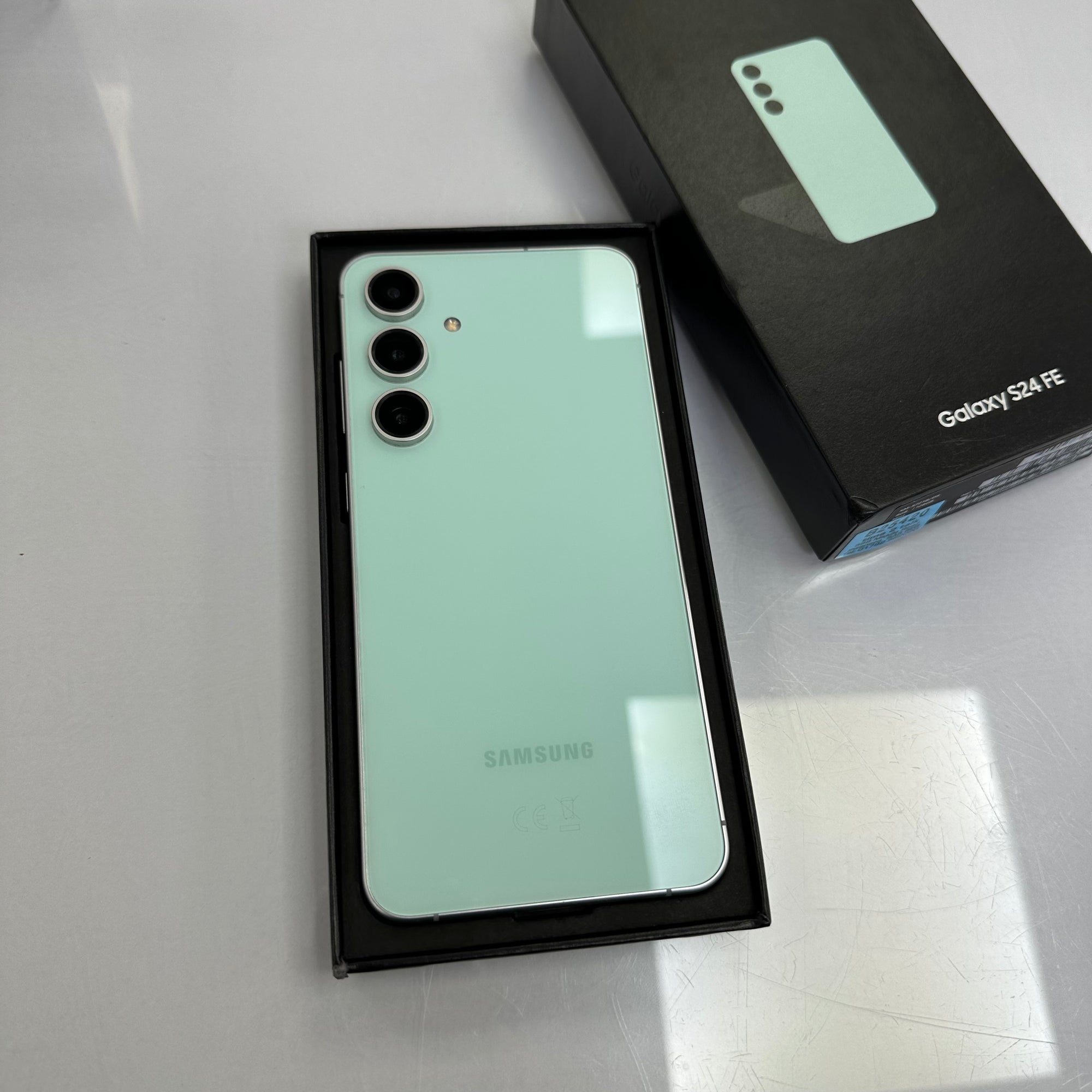 Samsung Galaxy S24 FE Mint 128GB