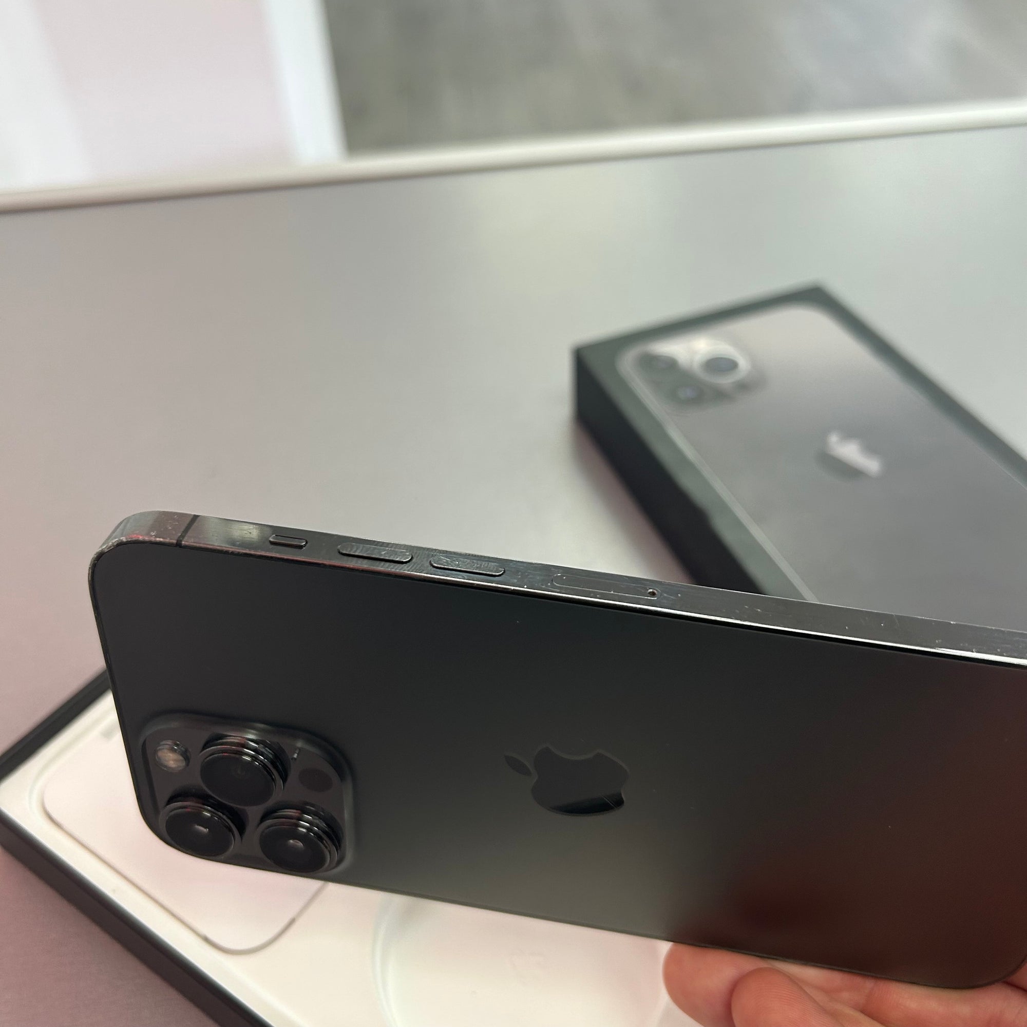 Apple iPhone 13 Pro Max 6.7” 128GB Graphite - 100% Battery Health