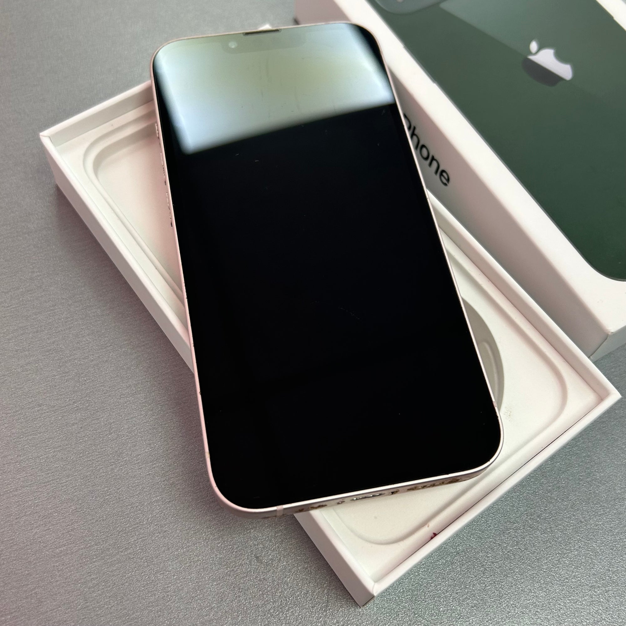 Apple iPhone 13 128GB Pink - 100% Battery Health