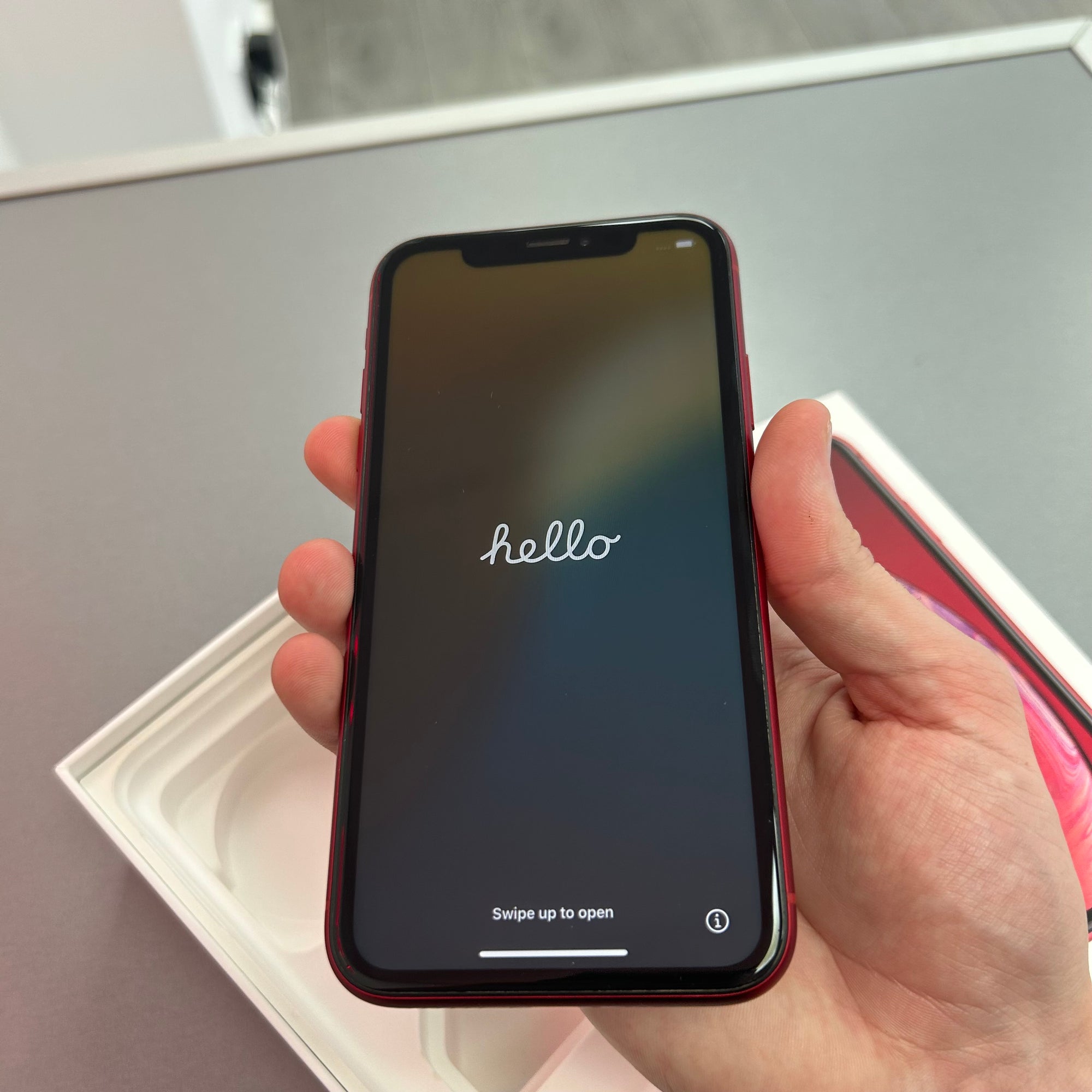 Apple iPhone XR 128GB Product Red 100% Battery Health