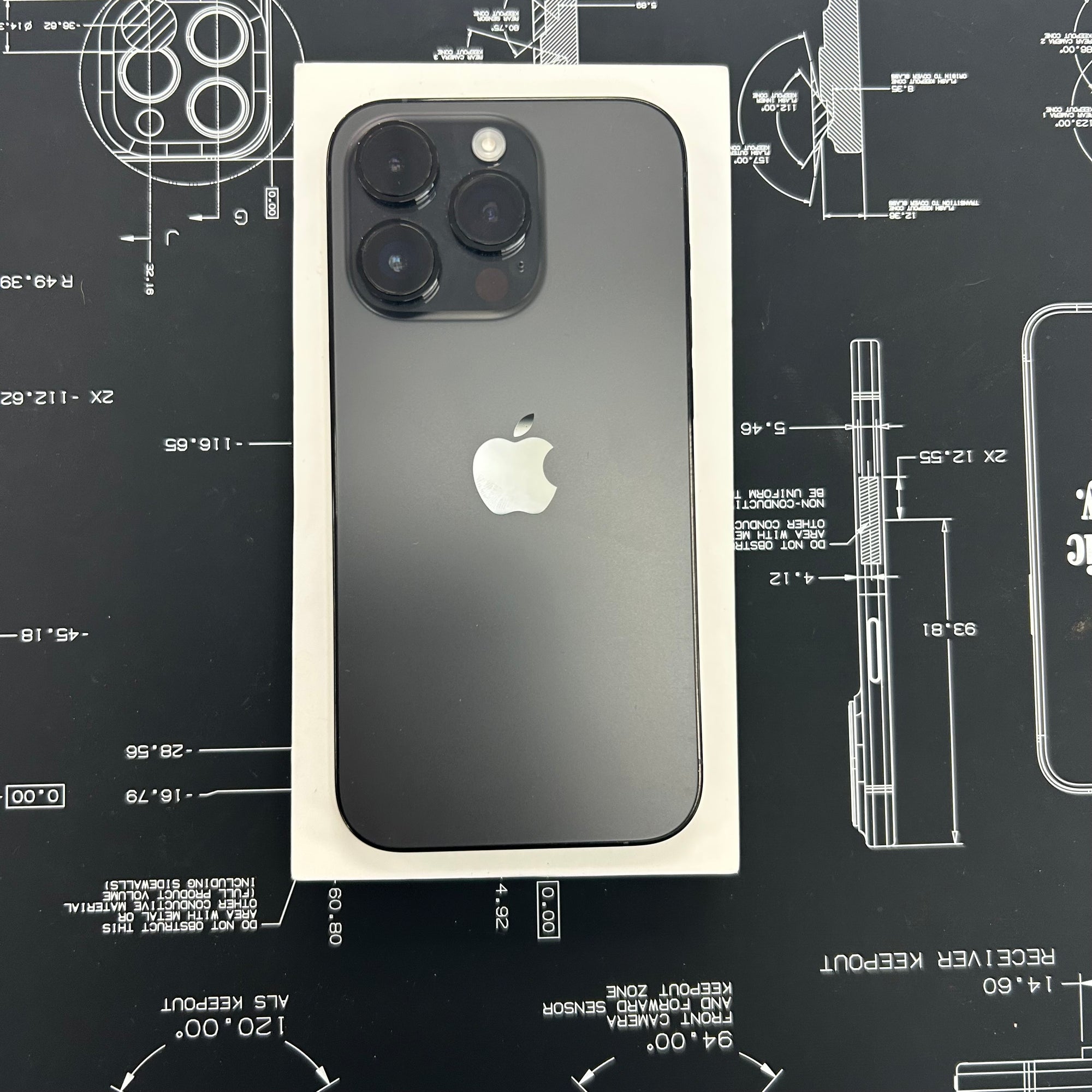 Apple iPhone 14 Pro - Black 128GB &amp; 100% Battery Health