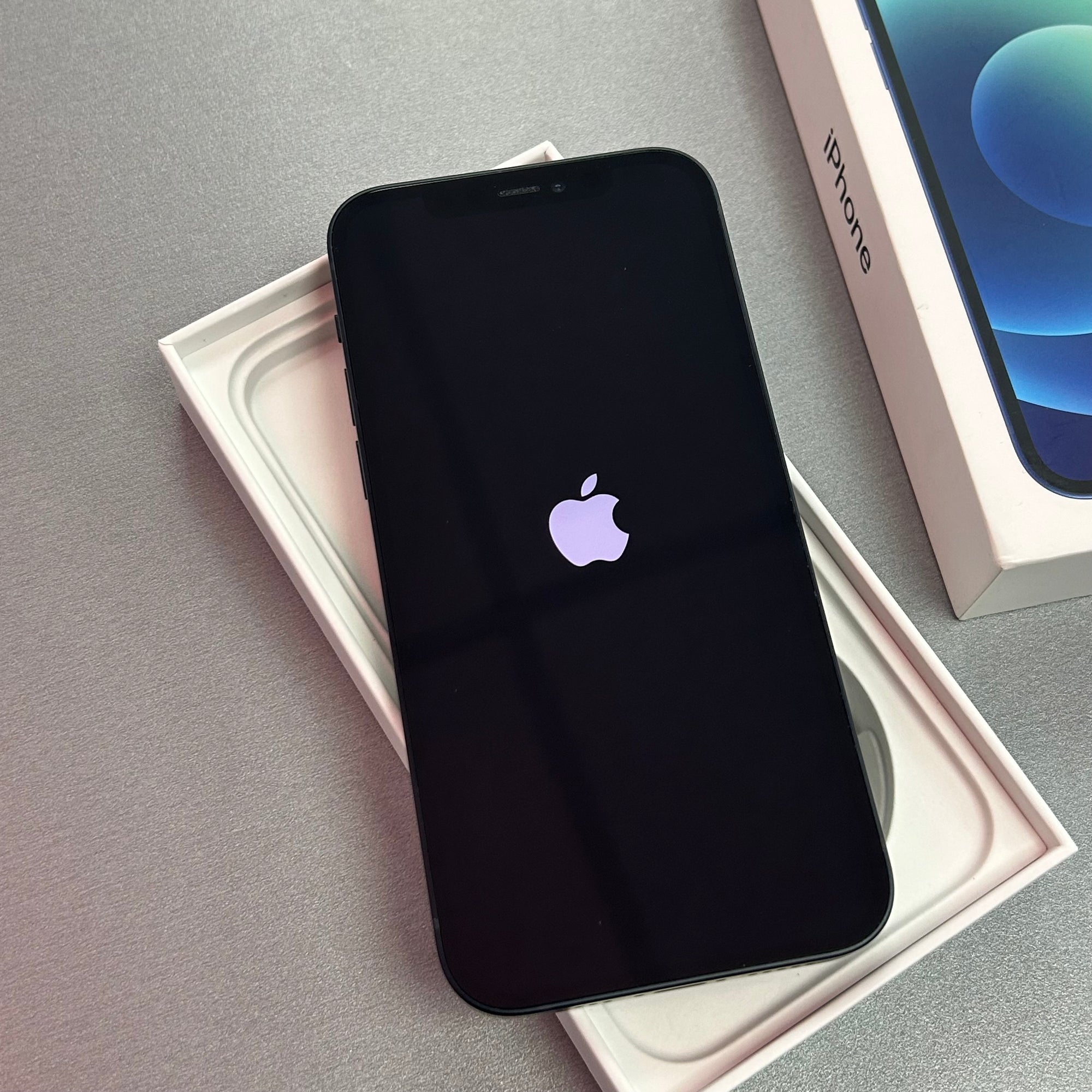 Apple iPhone 12 128GB Black - 100% Battery Health