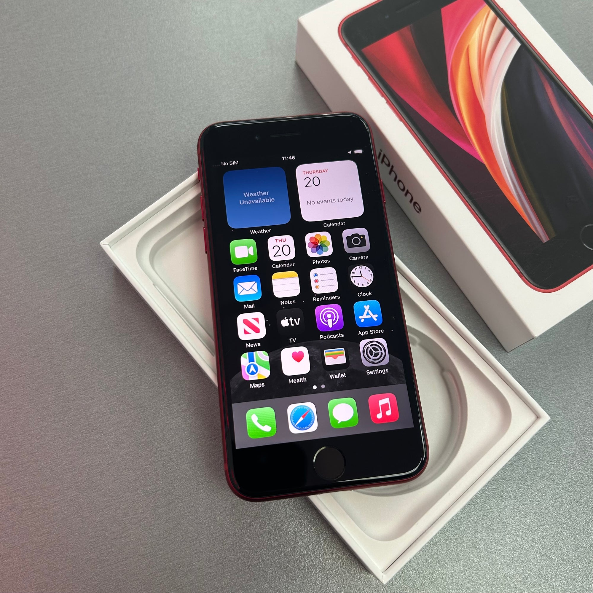 Apple iPhone SE 3rd Generation (2022) 64GB Product Red - 95% Battery Health