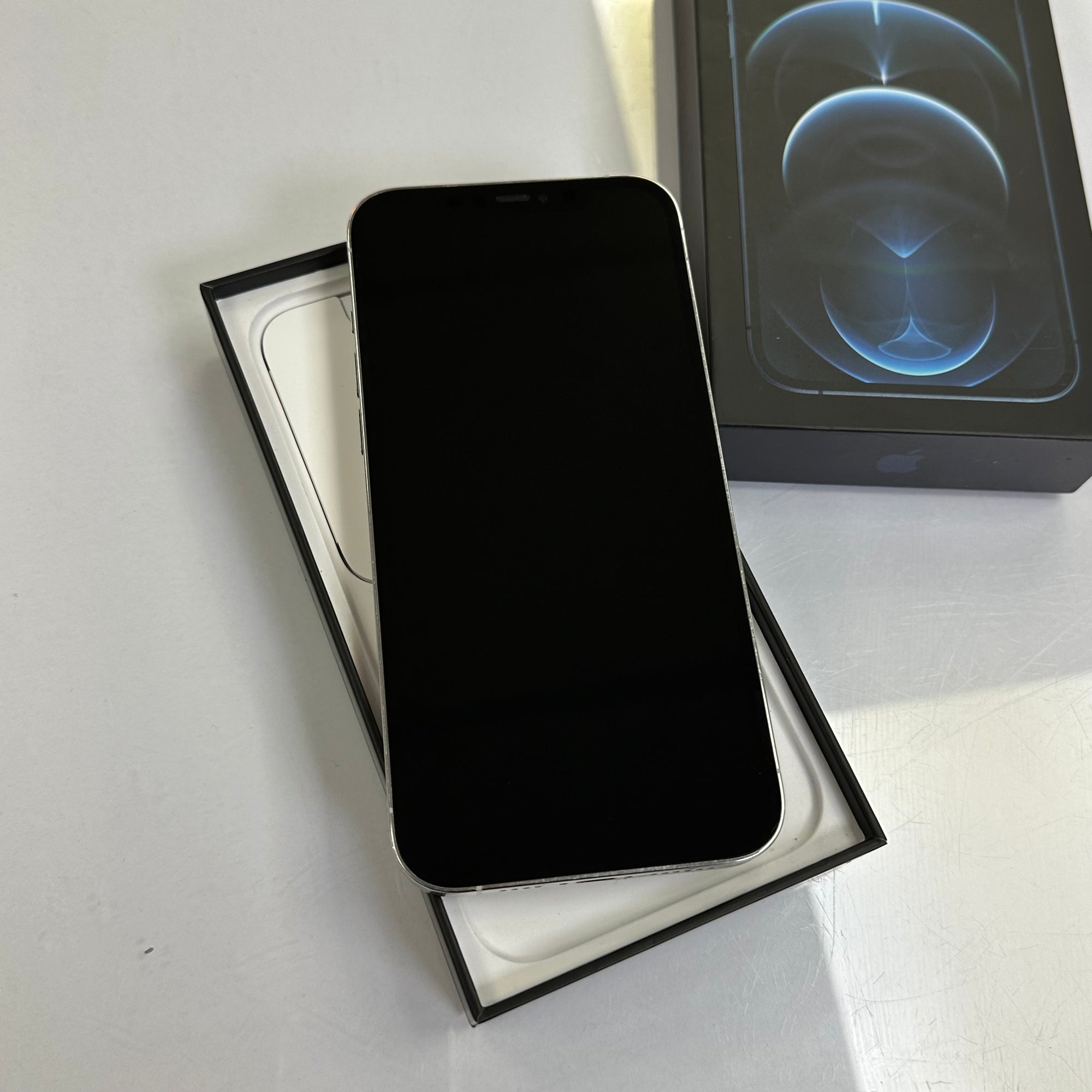 Apple iPhone 12 Pro Max 256GB Silver - 94% Battery Health