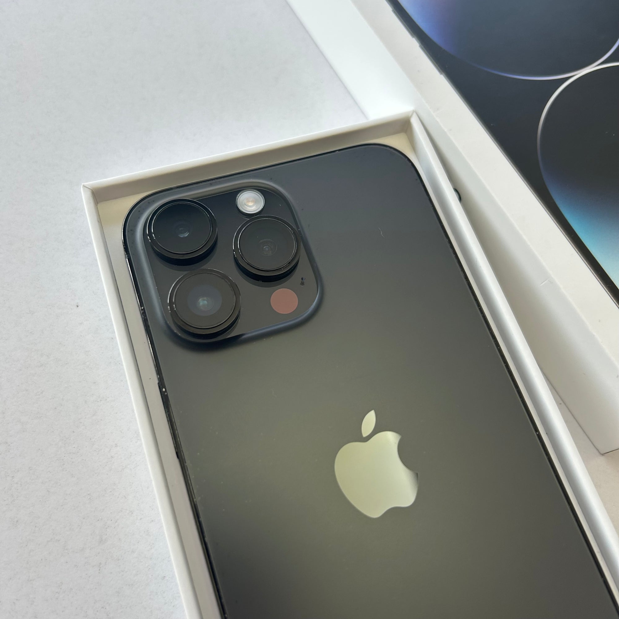 Apple iPhone 14 Pro Max Space Black 128GB - 100% Battery Health