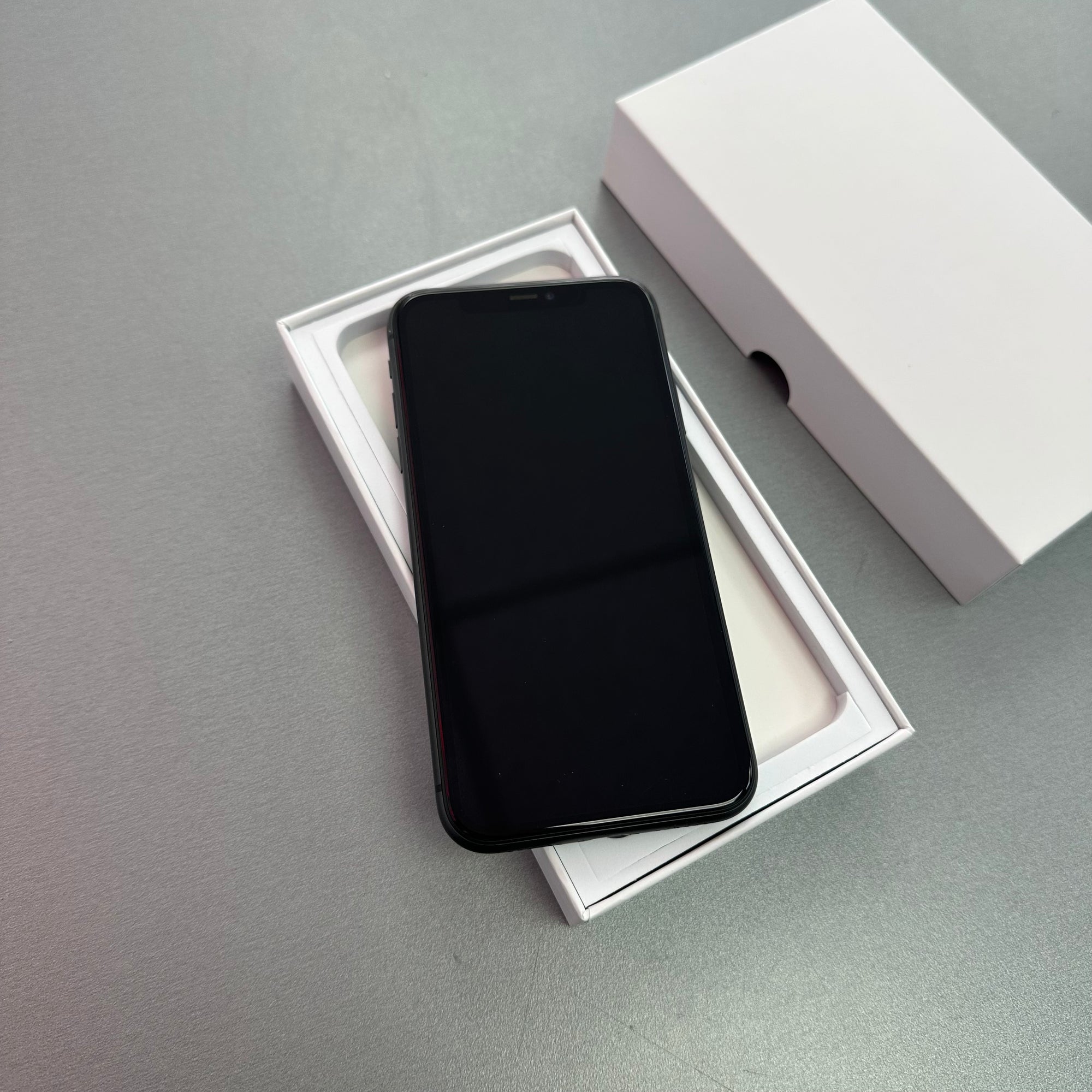Apple iPhone 11 Black 64GB - Refurbished - Grade B - High Battery Health