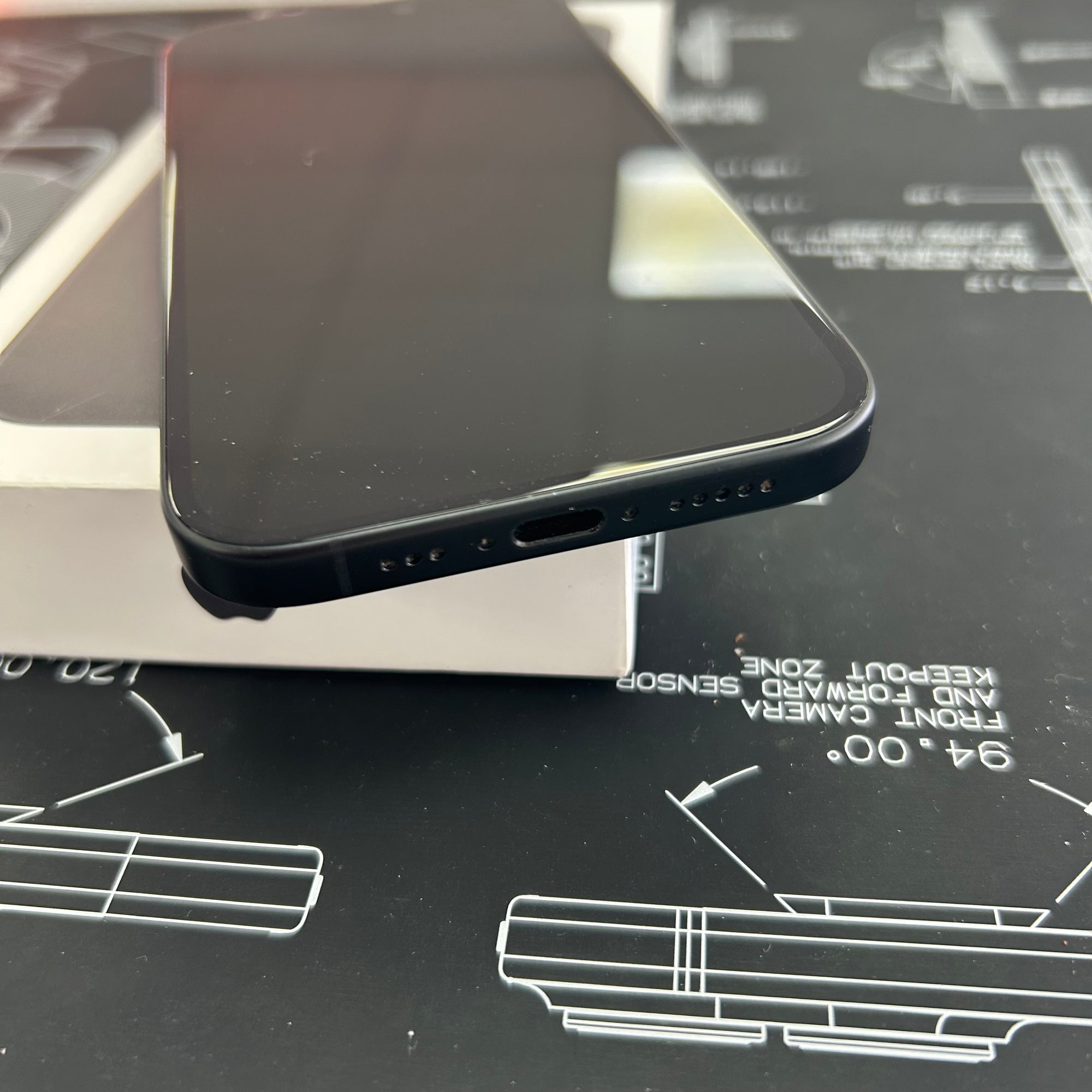 Apple iPhone 16 128GB Black 100% Battery Health