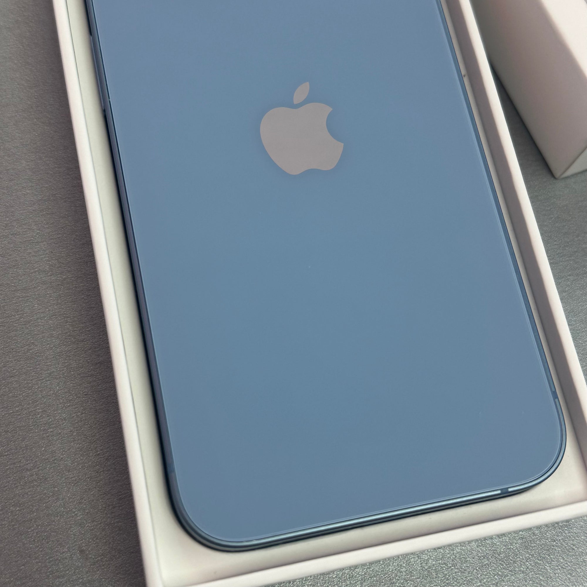 Apple iPhone 14 256GB - Blue &amp; 100% Battery Health