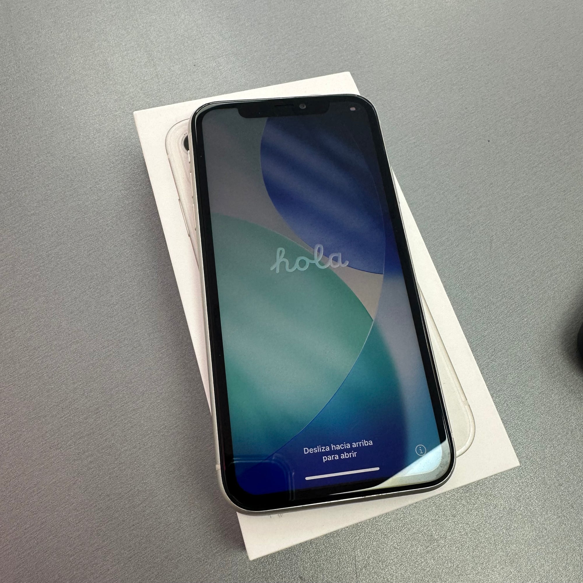 Apple iPhone 11 White 64GB 100% Battery Health