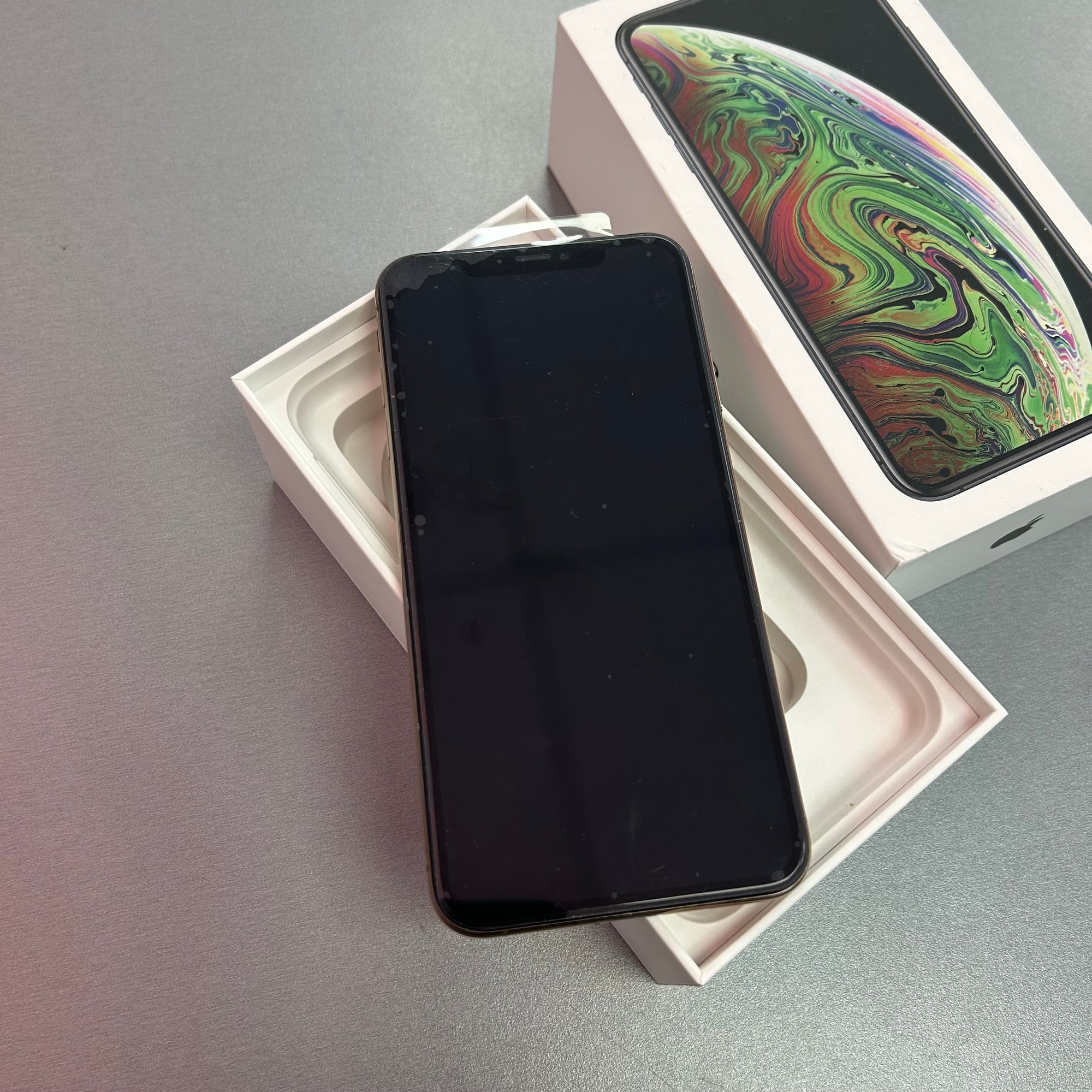 Apple iPhone XS Max Gold 64GB &amp; 100% Battery Health