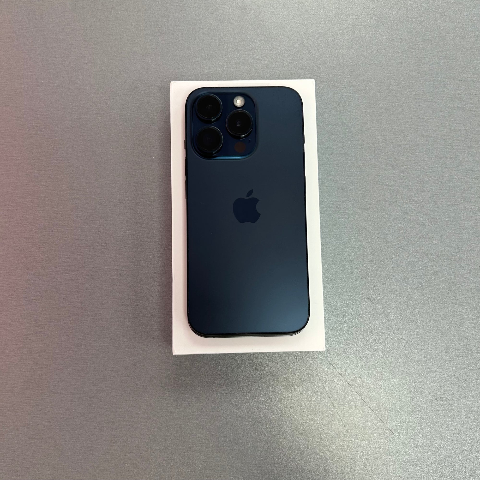 Apple iPhone 15 Pro 128GB - Blue Titanium - 100% Battery Health