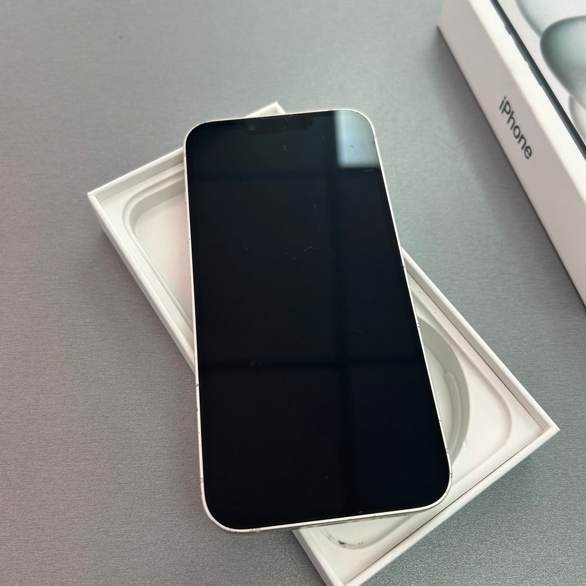 Apple iPhone 14 128GB Starlight - 88% Battery Health &amp; Grade C