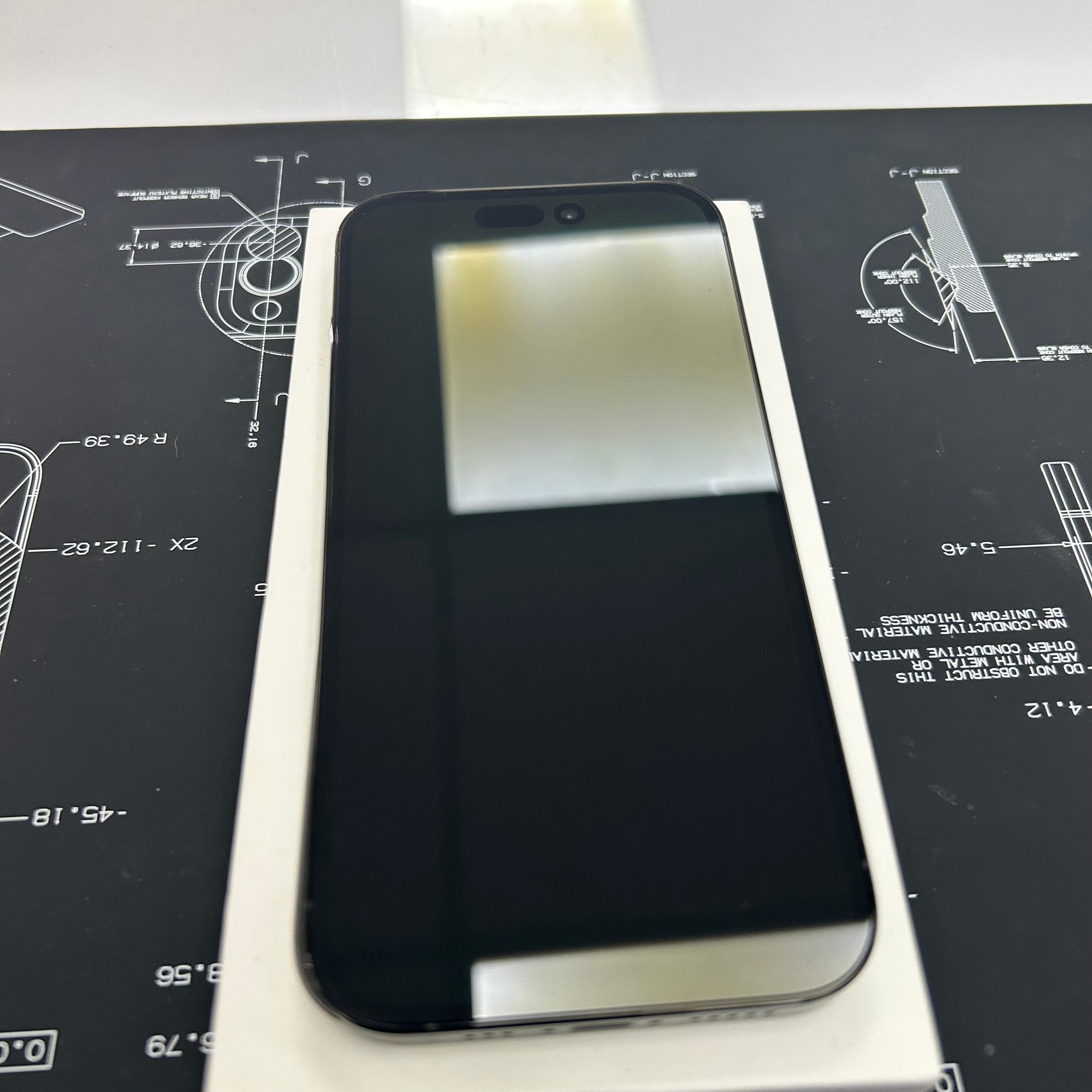 Apple iPhone 14 Pro - Black 128GB &amp; 100% Battery Health