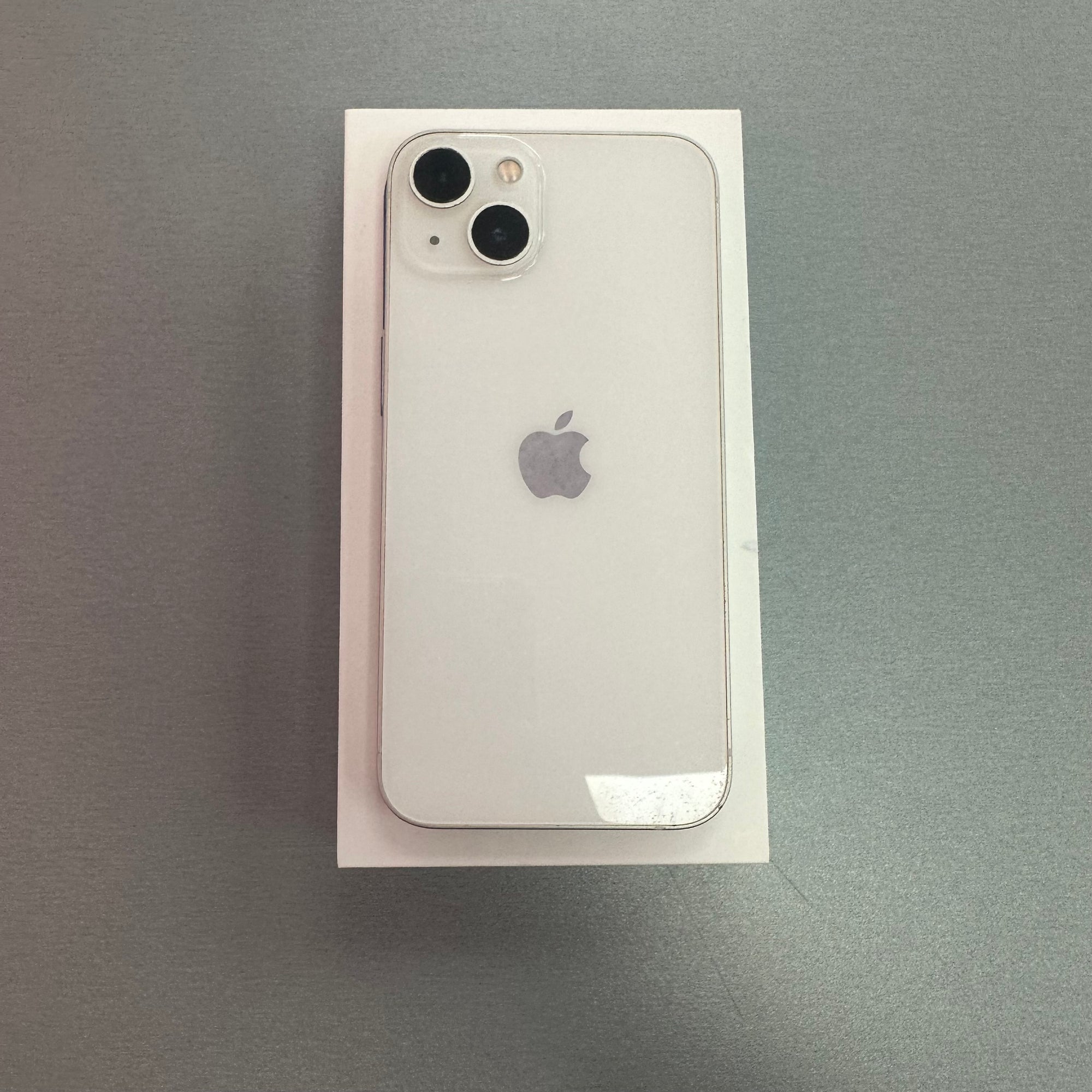 Apple iPhone 13 128GB Starlight - 88% Battery Health