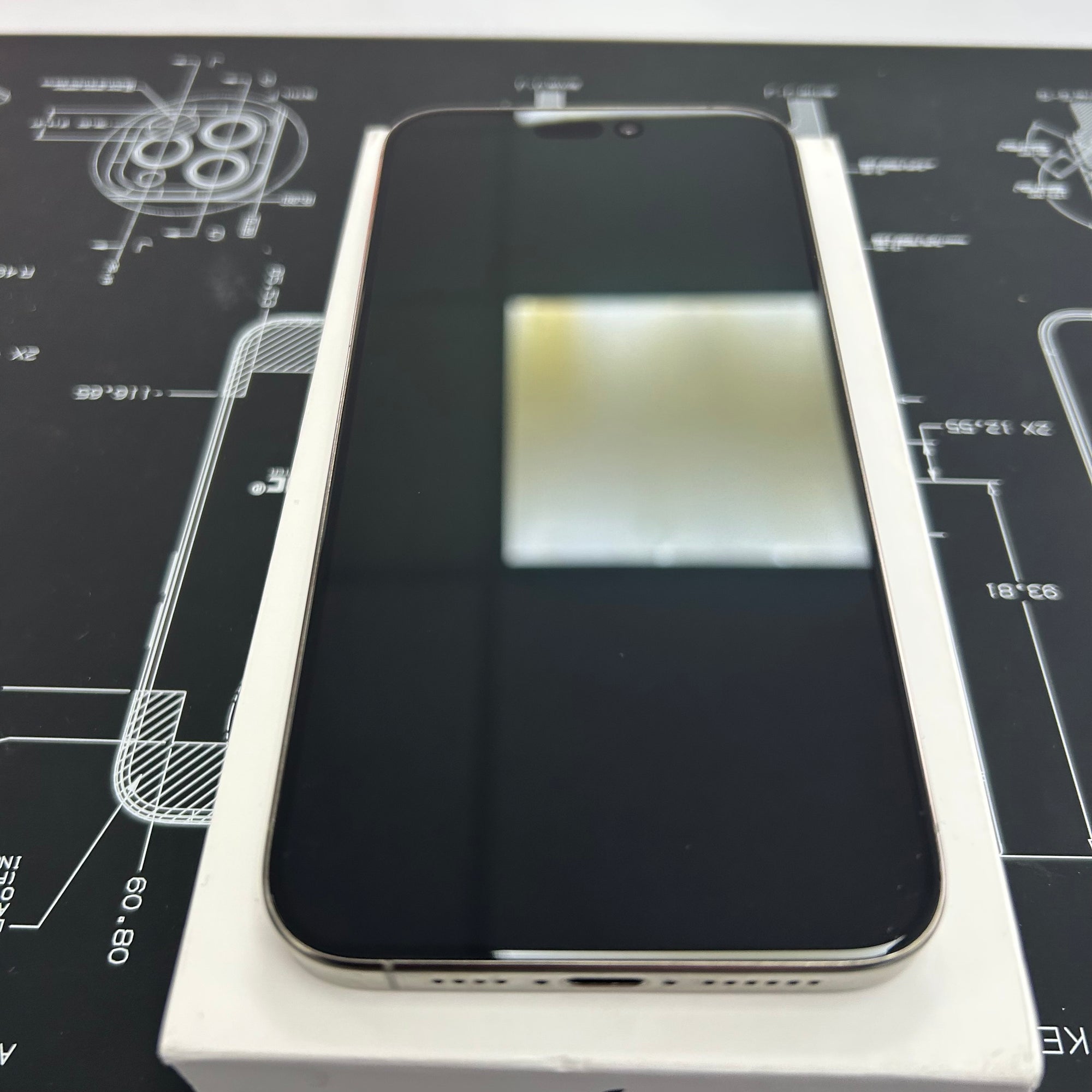 Apple iPhone 15 Pro Max 256GB Natural Titanium