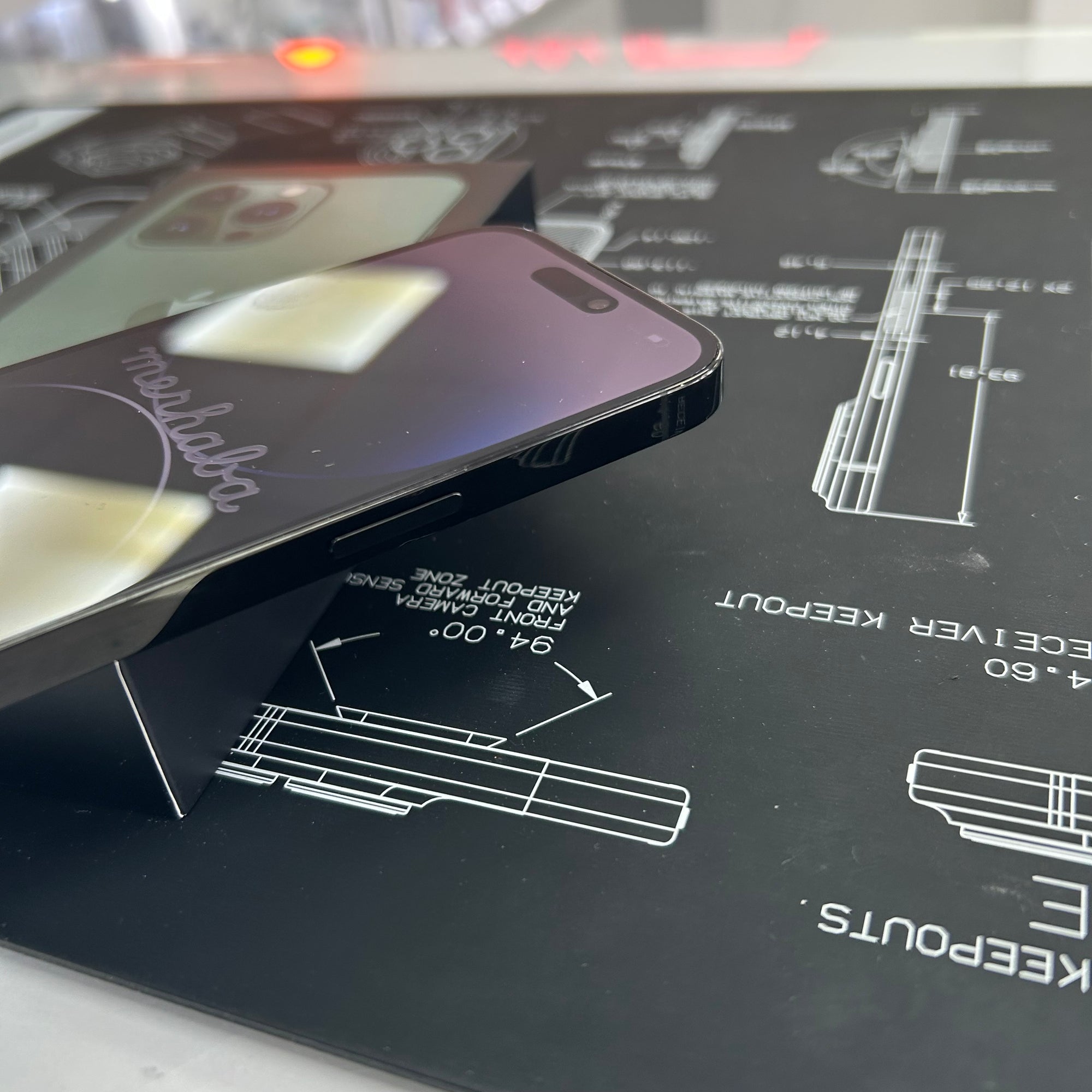 Apple iPhone 14 Pro - Black 128GB &amp; 100% Battery Health