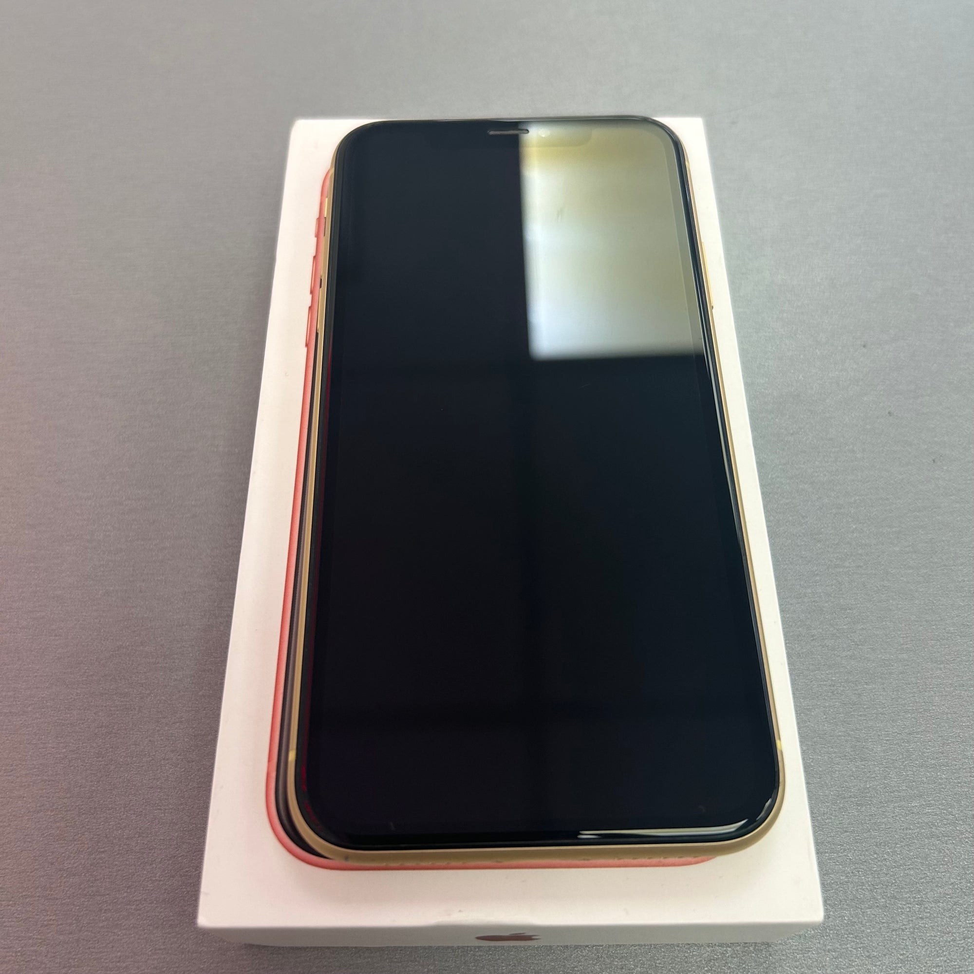 Apple iPhone XR 64GB Yellow 88% Battery Health