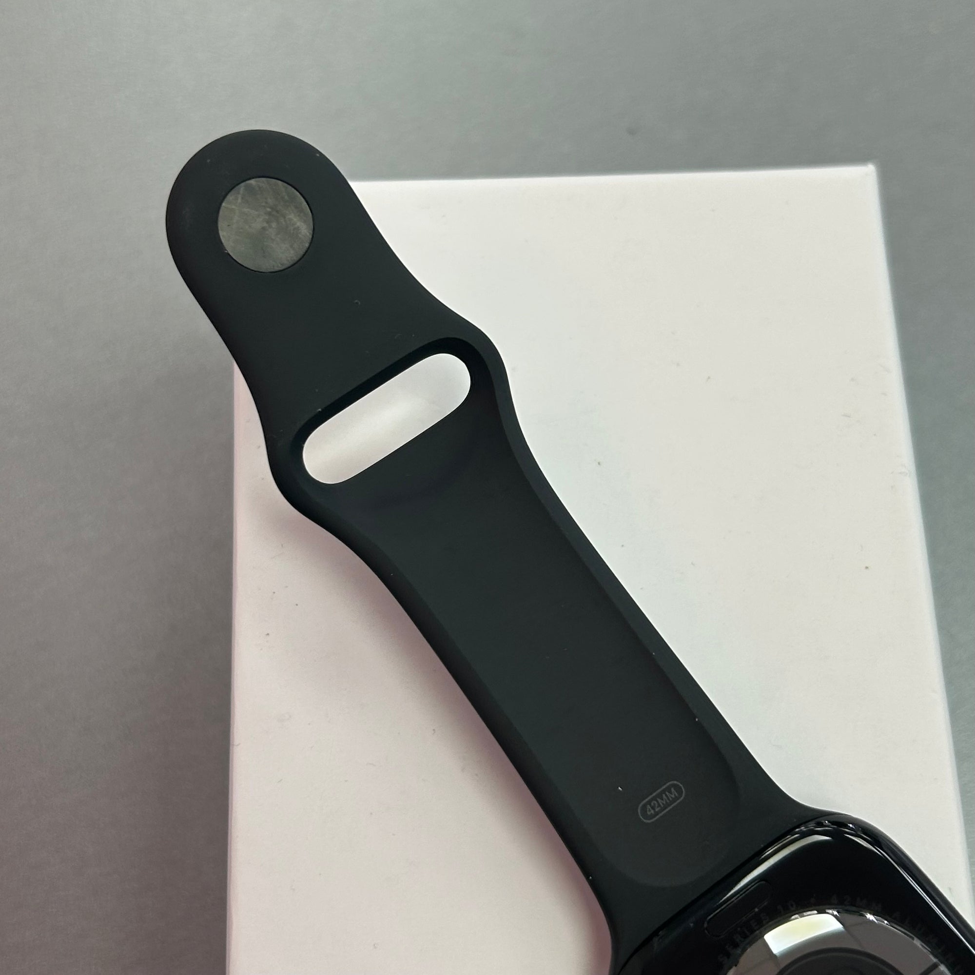 Apple Watch SE (2nd Gen) - 40mm &amp; Midnight Aluminium Case