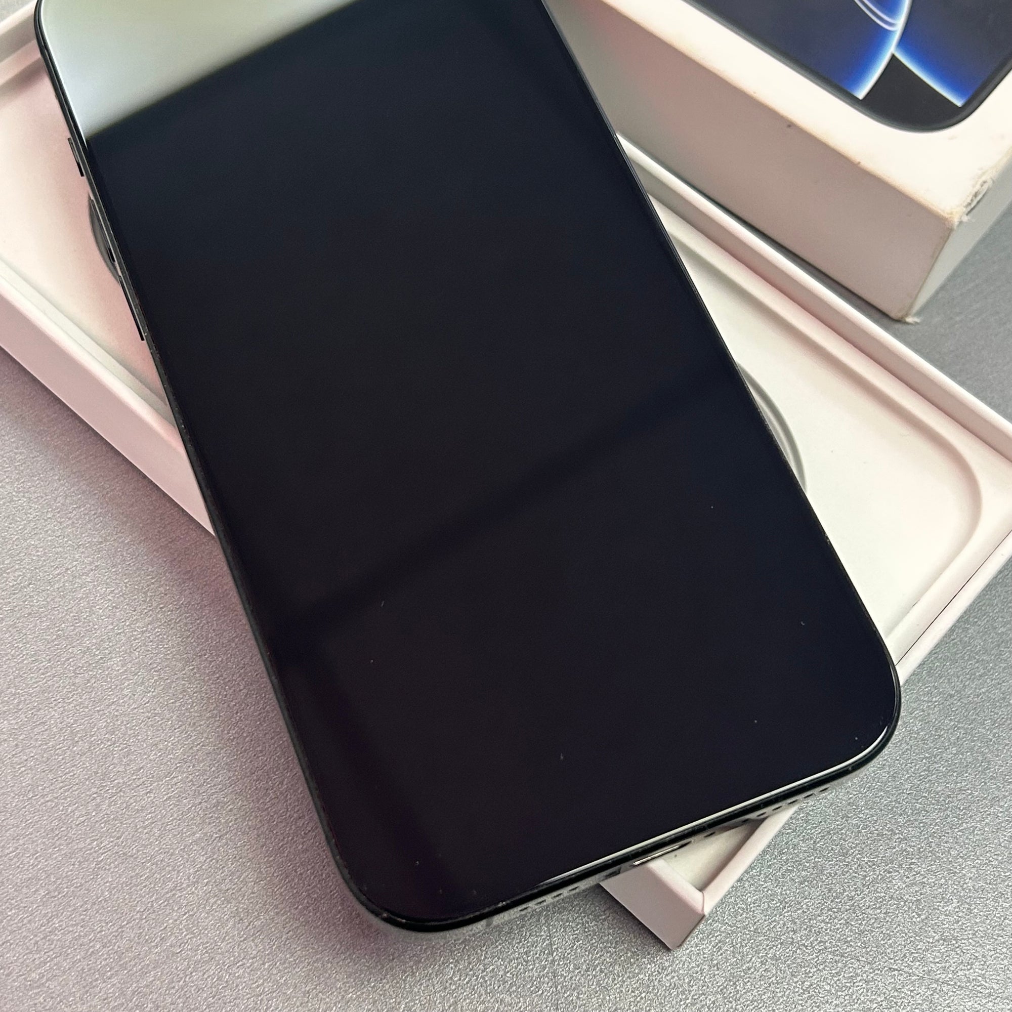 Apple iPhone 16 Pro Max 256GB Black Titanium