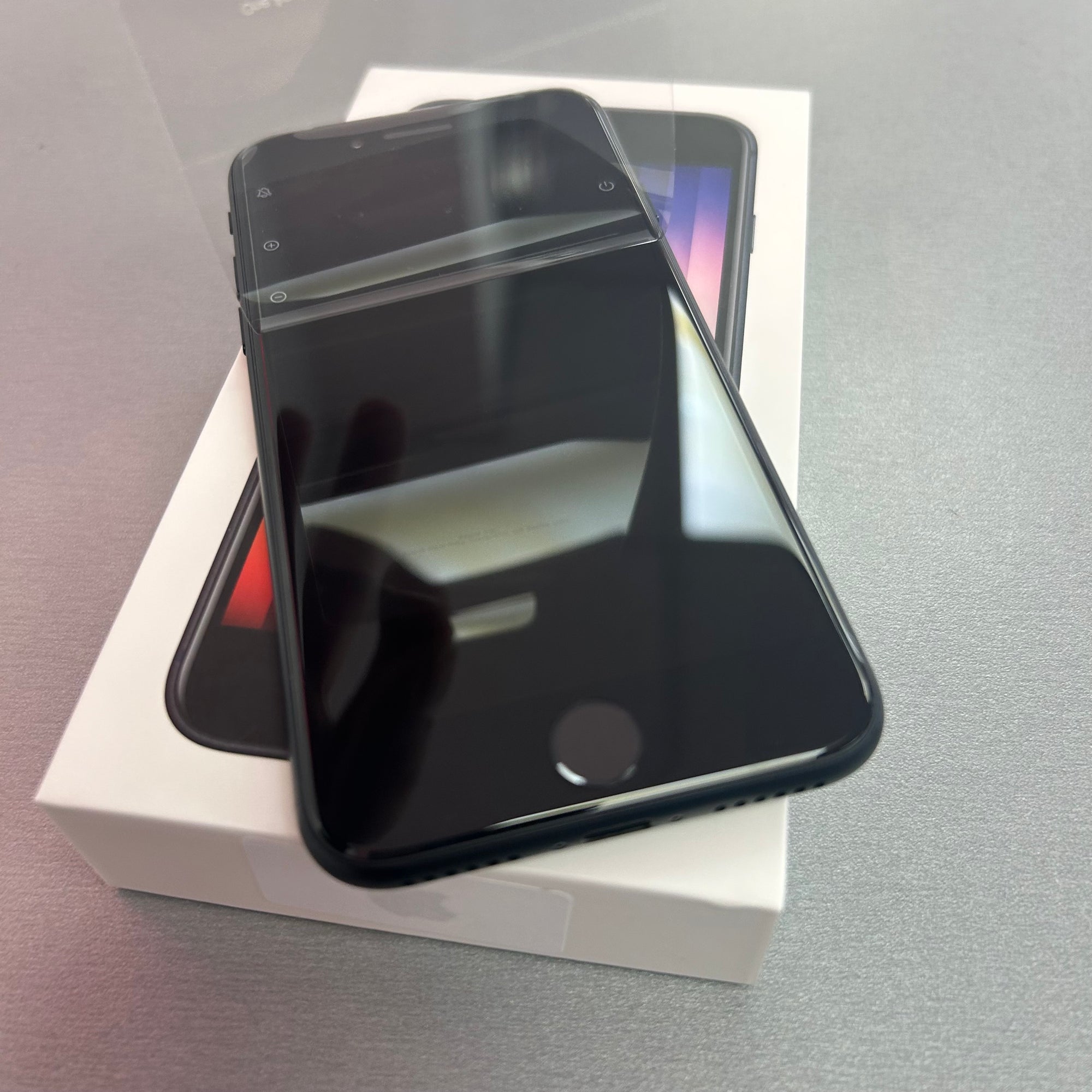 iPhone SE 3rd Generation (2022) 64GB Midnight 100% Battery Health