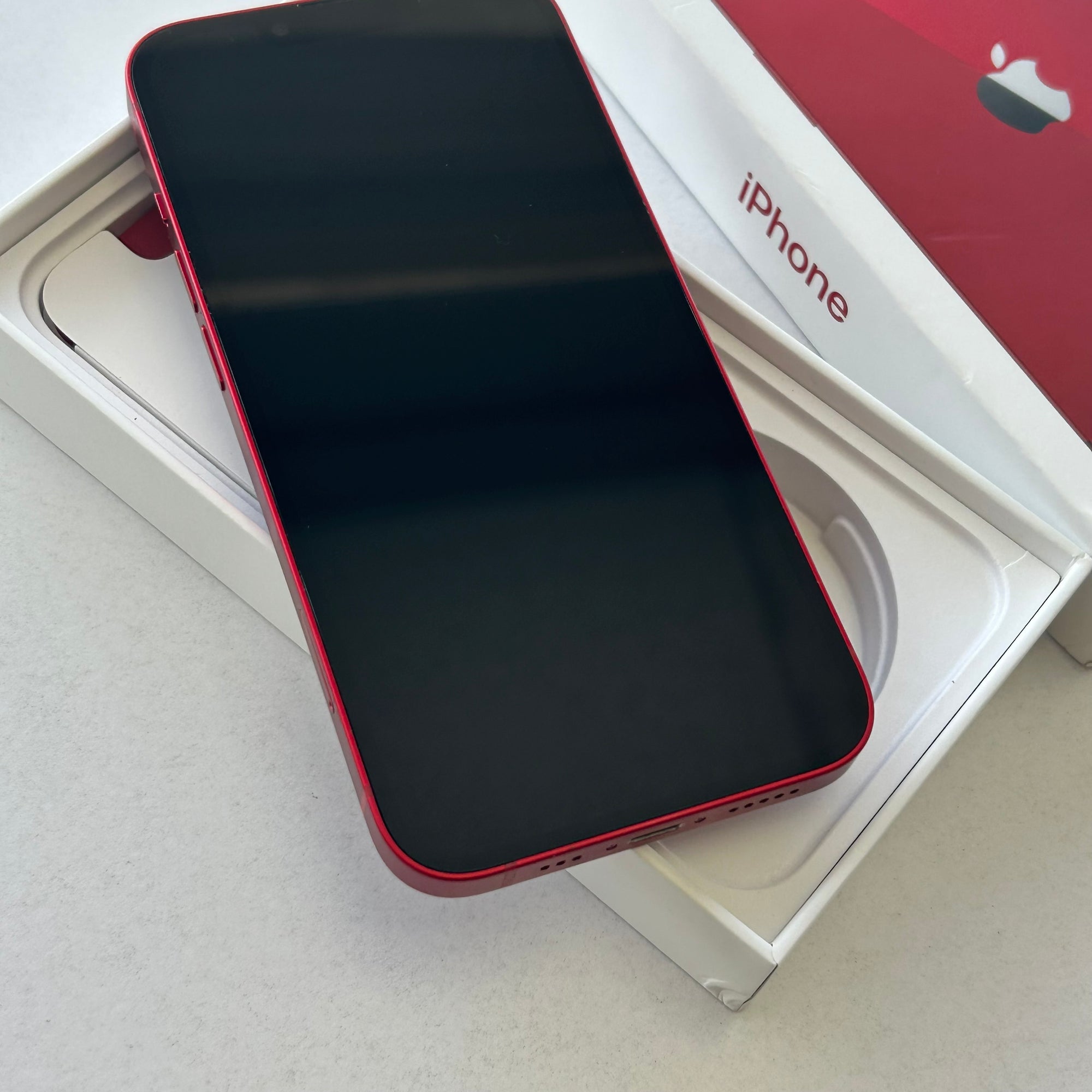 Apple iPhone 13 128GB Product Red - 100% Battery Health