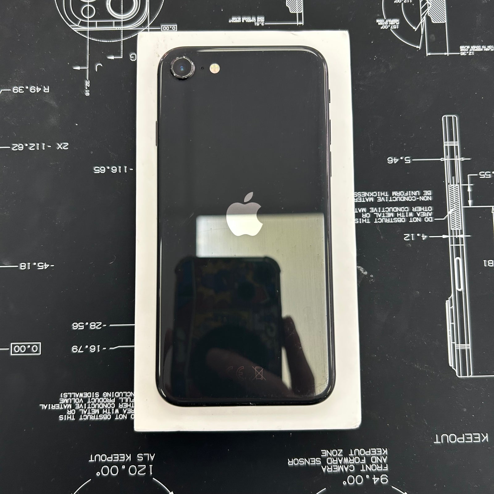 Apple iPhone SE 2020 64GB Black Unlocked