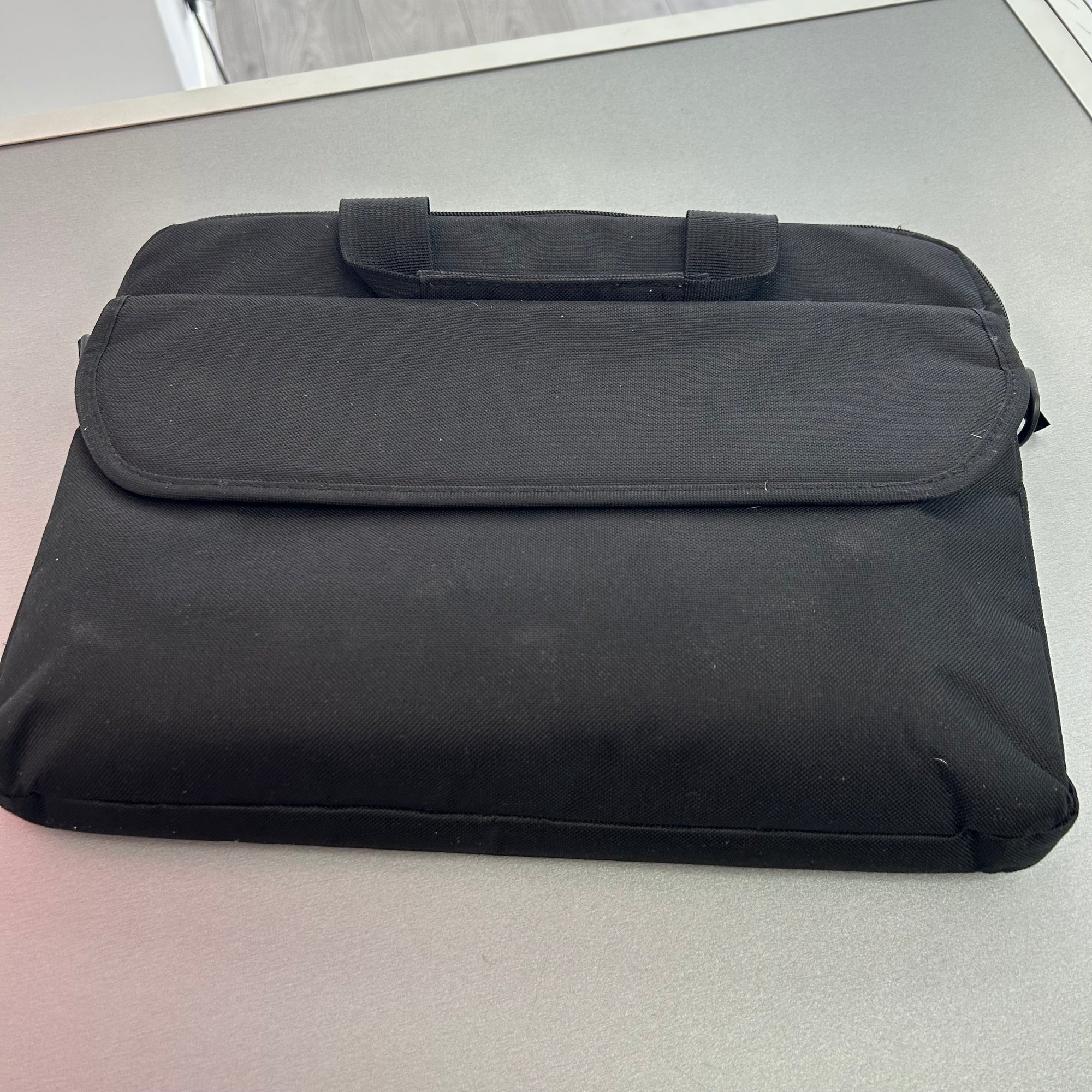 Acer Swift 1 Laptop 14 inch- 128GB, Windows 11 &amp; 4GB RAM