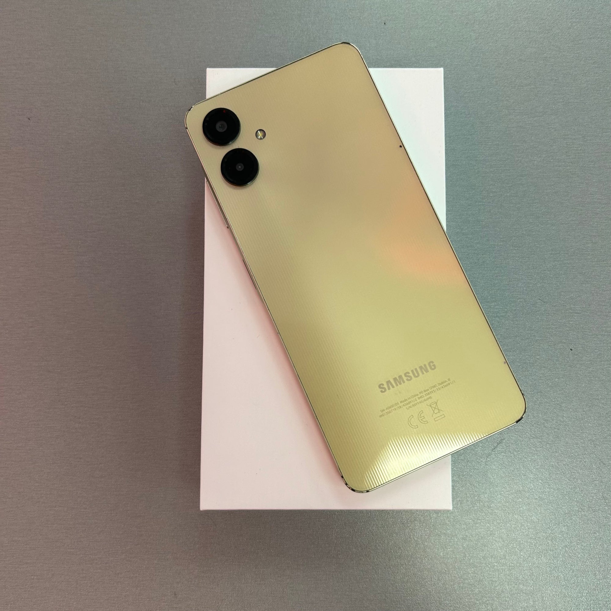 Samsung Galaxy A06 Gold 64GB