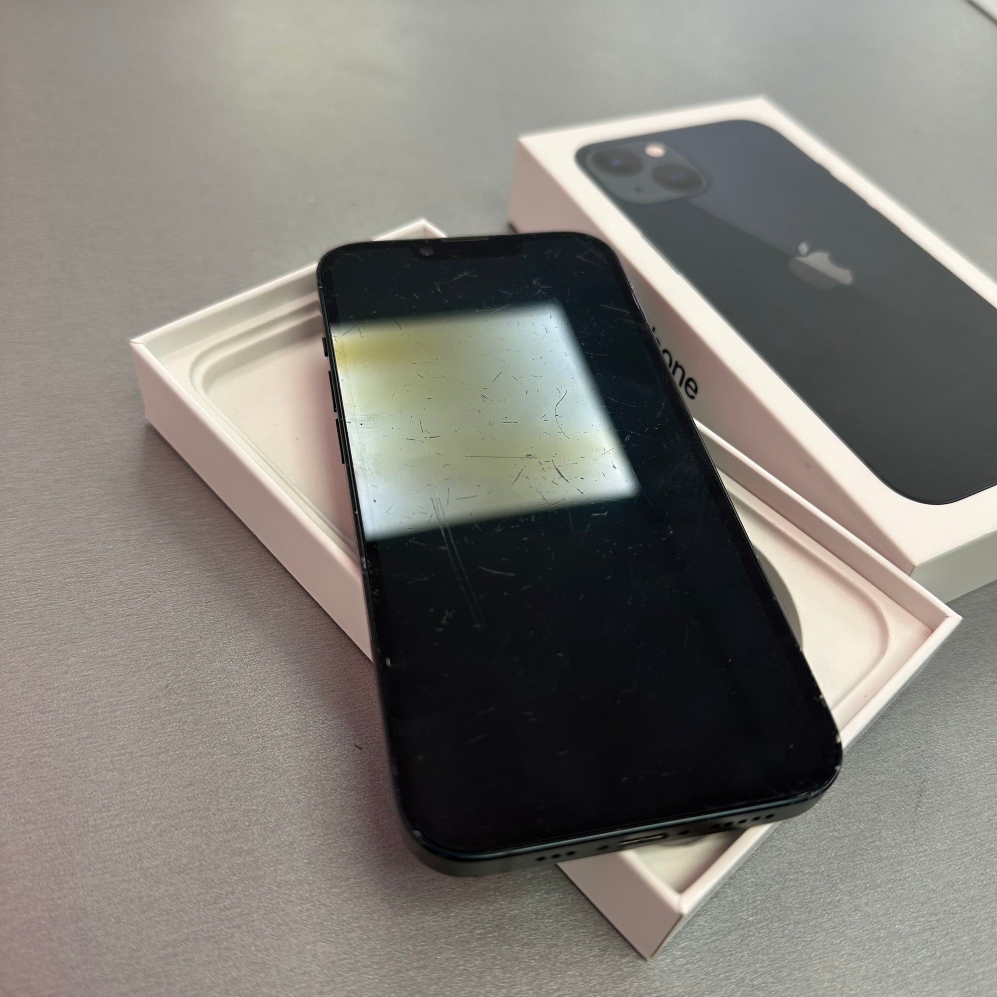 Apple iPhone 14 128GB Midnight - 100% Battery Health, Grade C