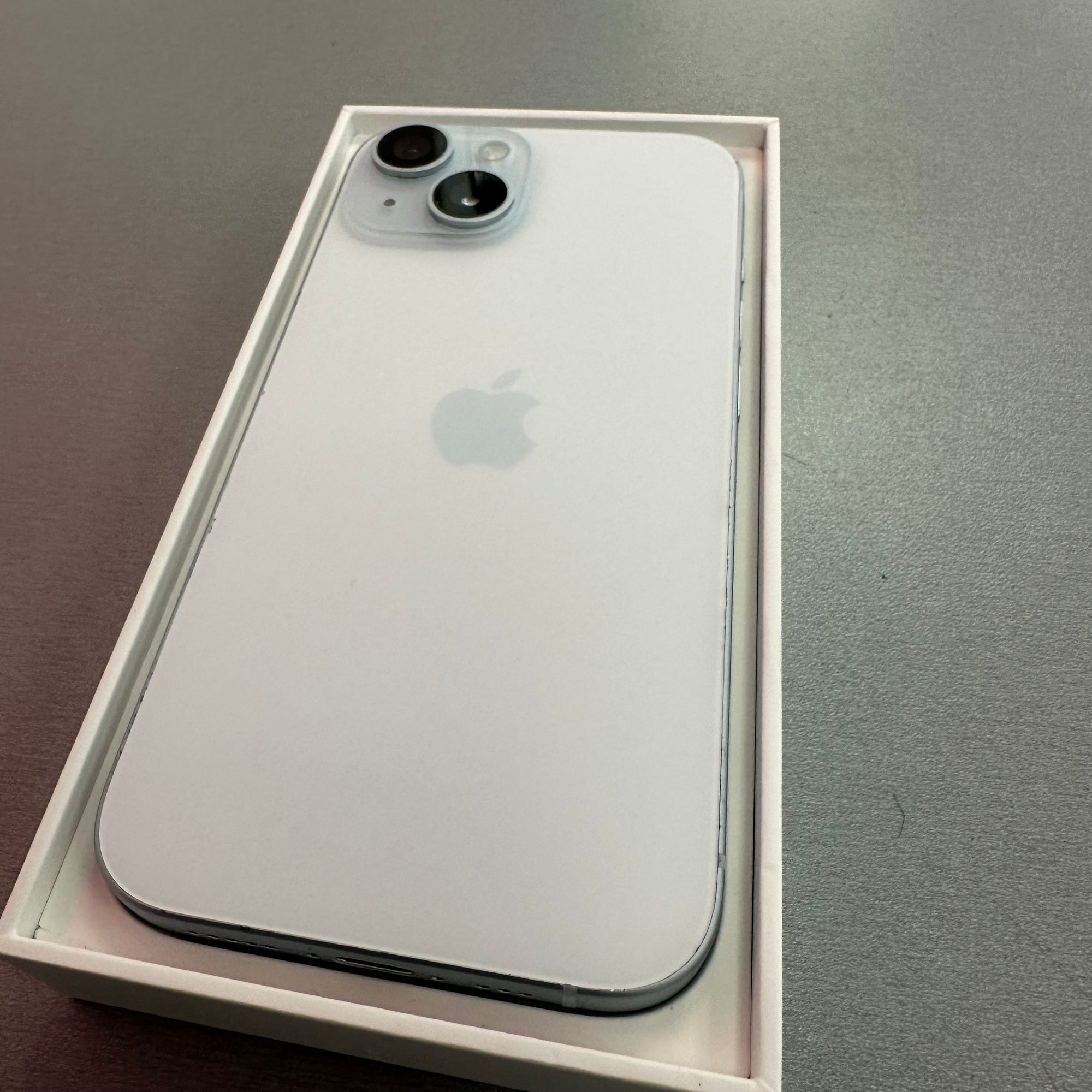 Apple iPhone 15 128GB Blue 100% Battery Health