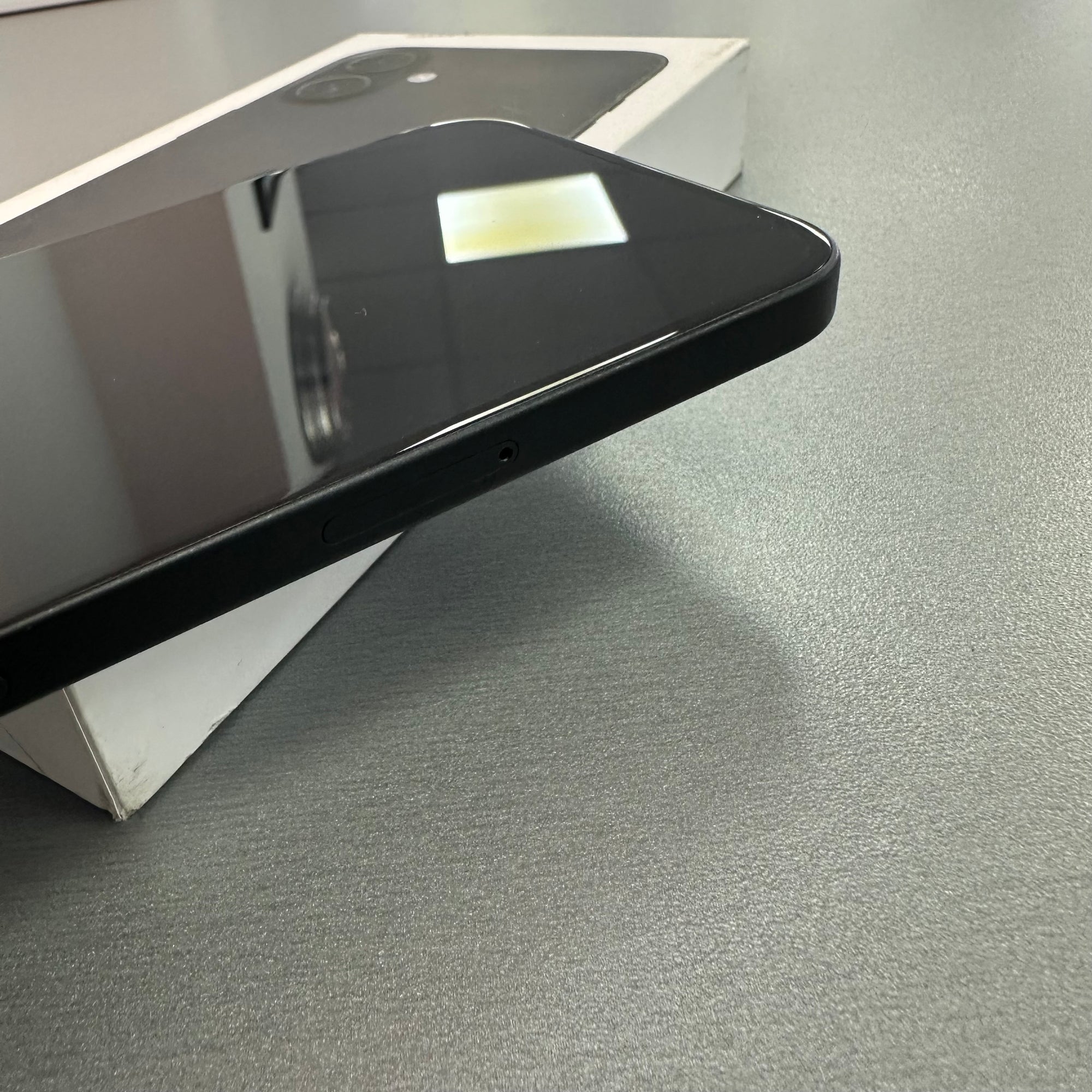 Apple iPhone 16 Plus 128GB Black 93% Battery Health