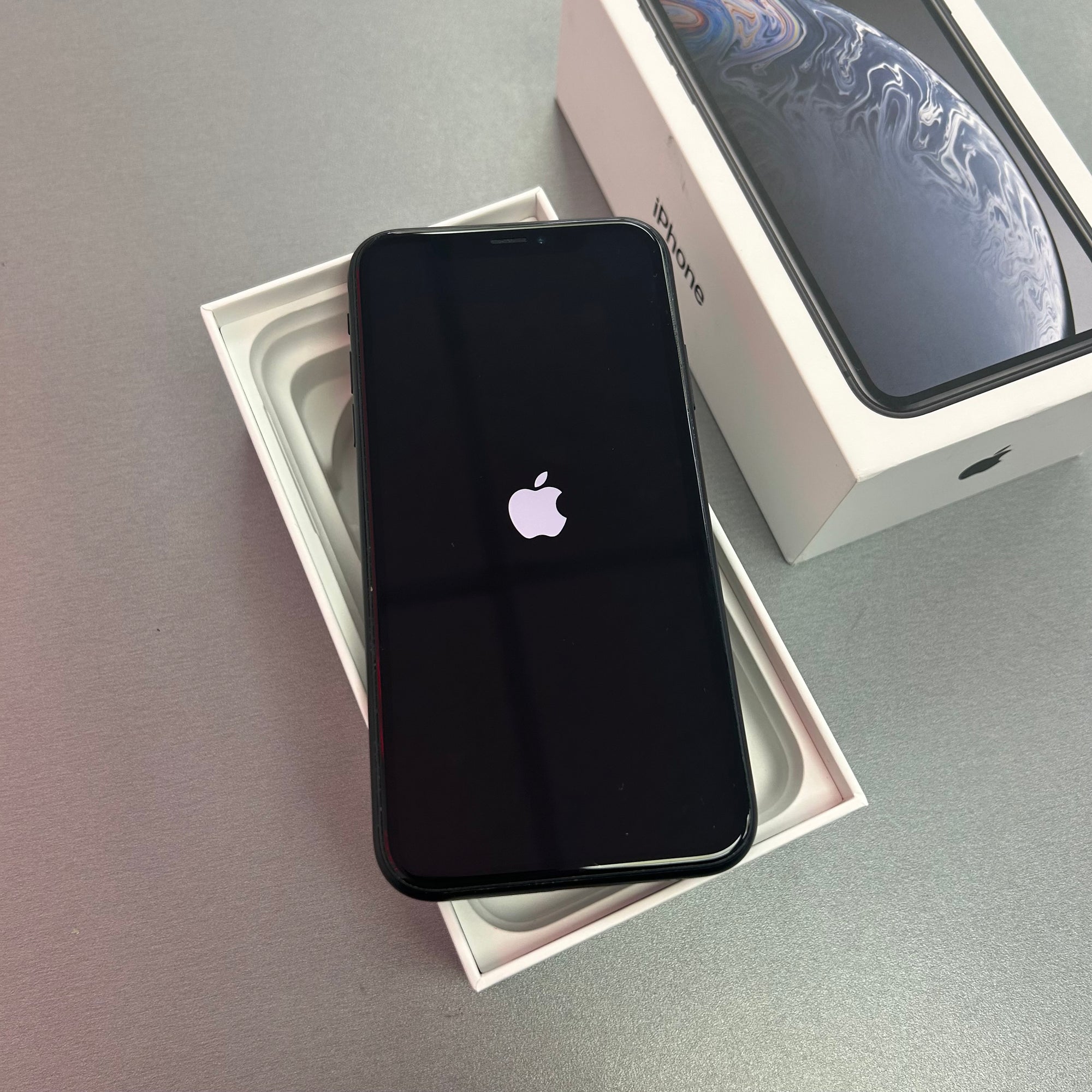 Apple iPhone XR 64GB Black 92% Battery Health