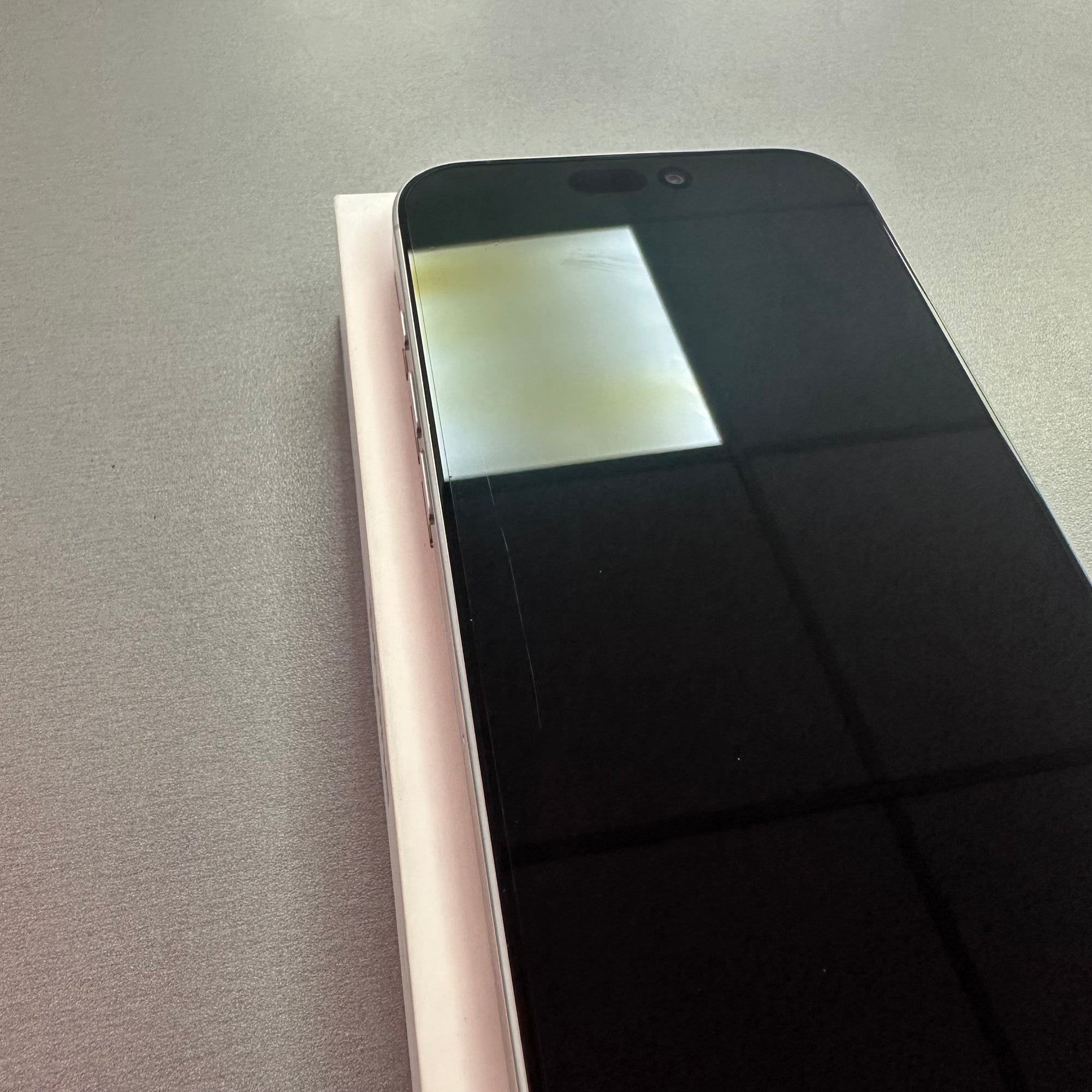 Apple iPhone 16 Pro Max 256GB White Titanium - 91% Battery Health