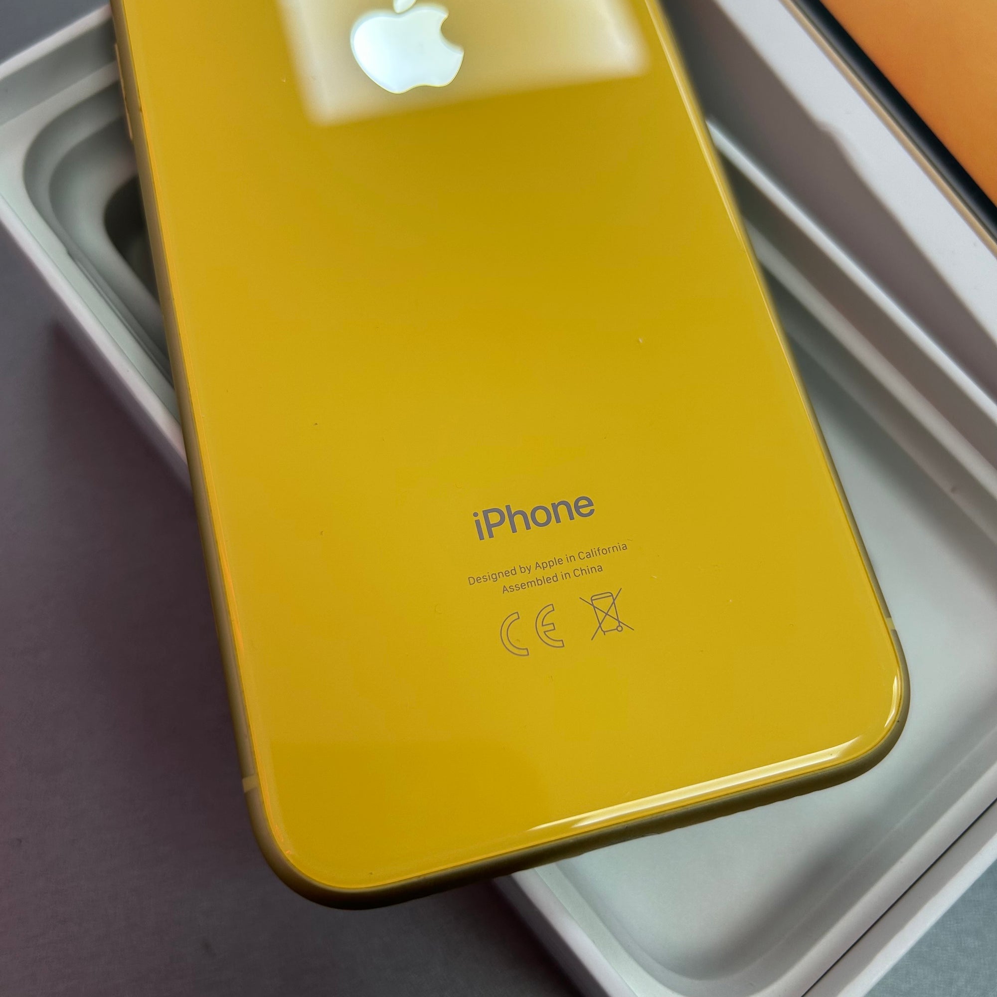 Apple iPhone XR 64GB Yellow 100% Battery Health