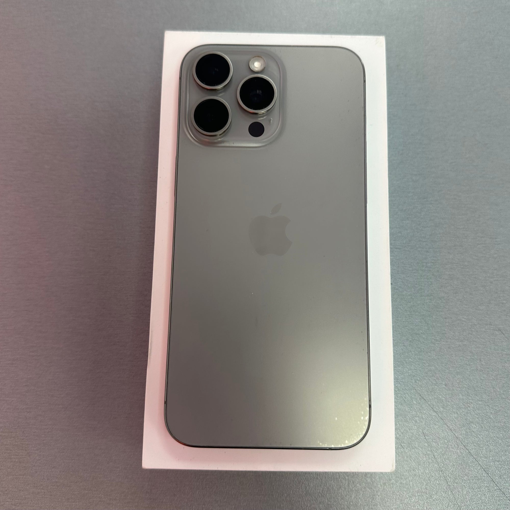Apple iPhone 15 Pro Max 256GB Natural Titanium