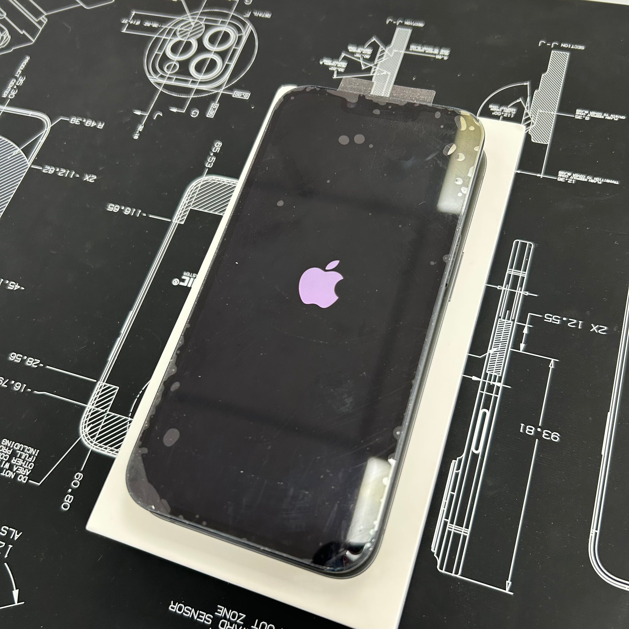 Apple iPhone 14 128GB - Midnight &amp; 100% Battery Health