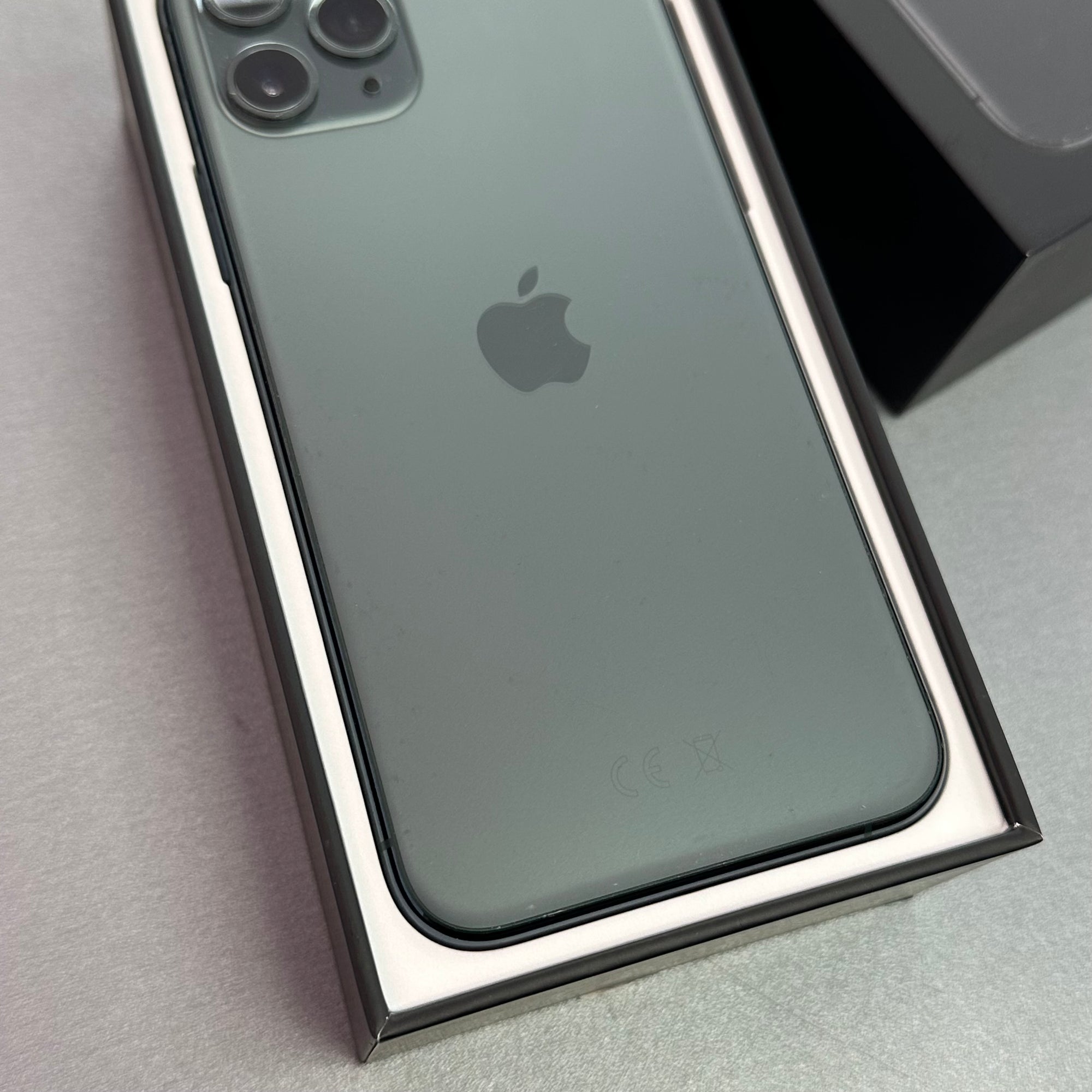 Apple iPhone 11 Pro Alpine Green  64GB - 100% Battery Health