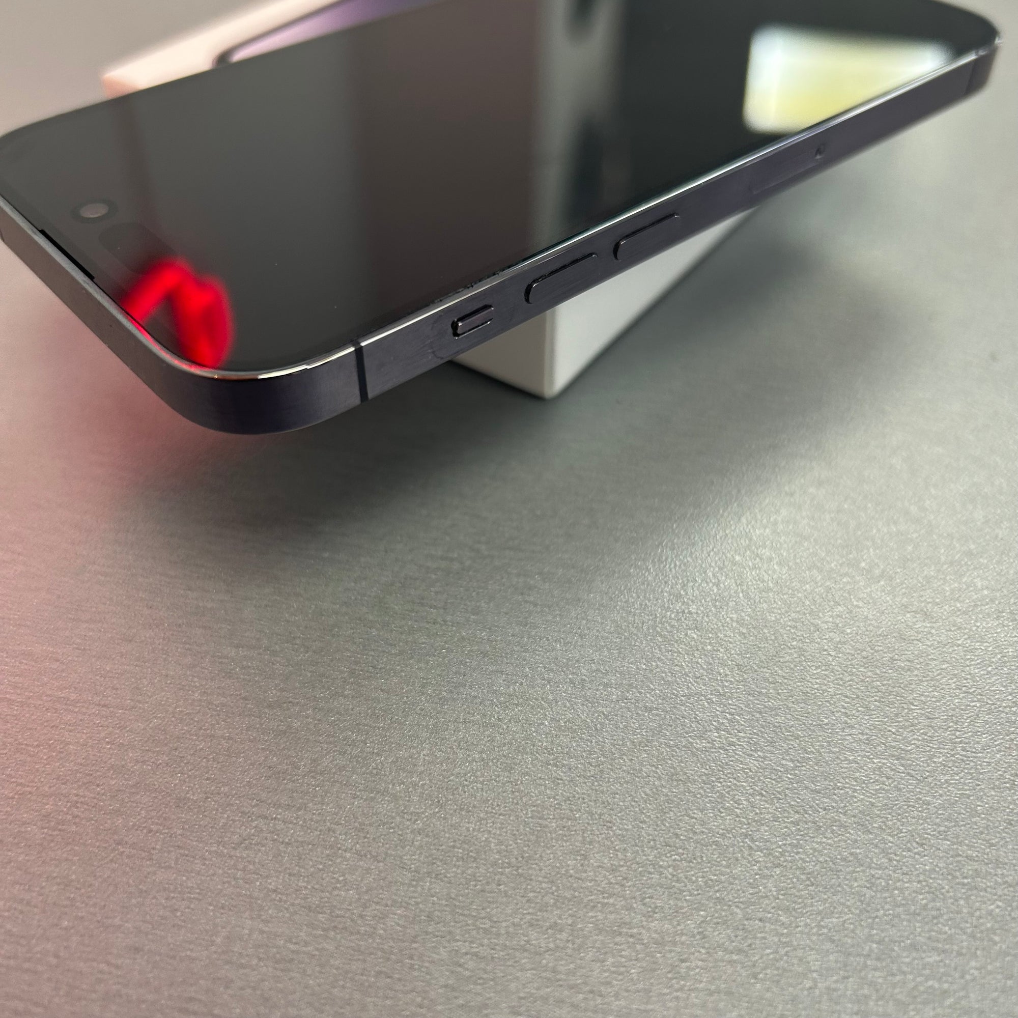 Apple iPhone 14 Pro - Deep Purple 128GB &amp; 100% Battery Health