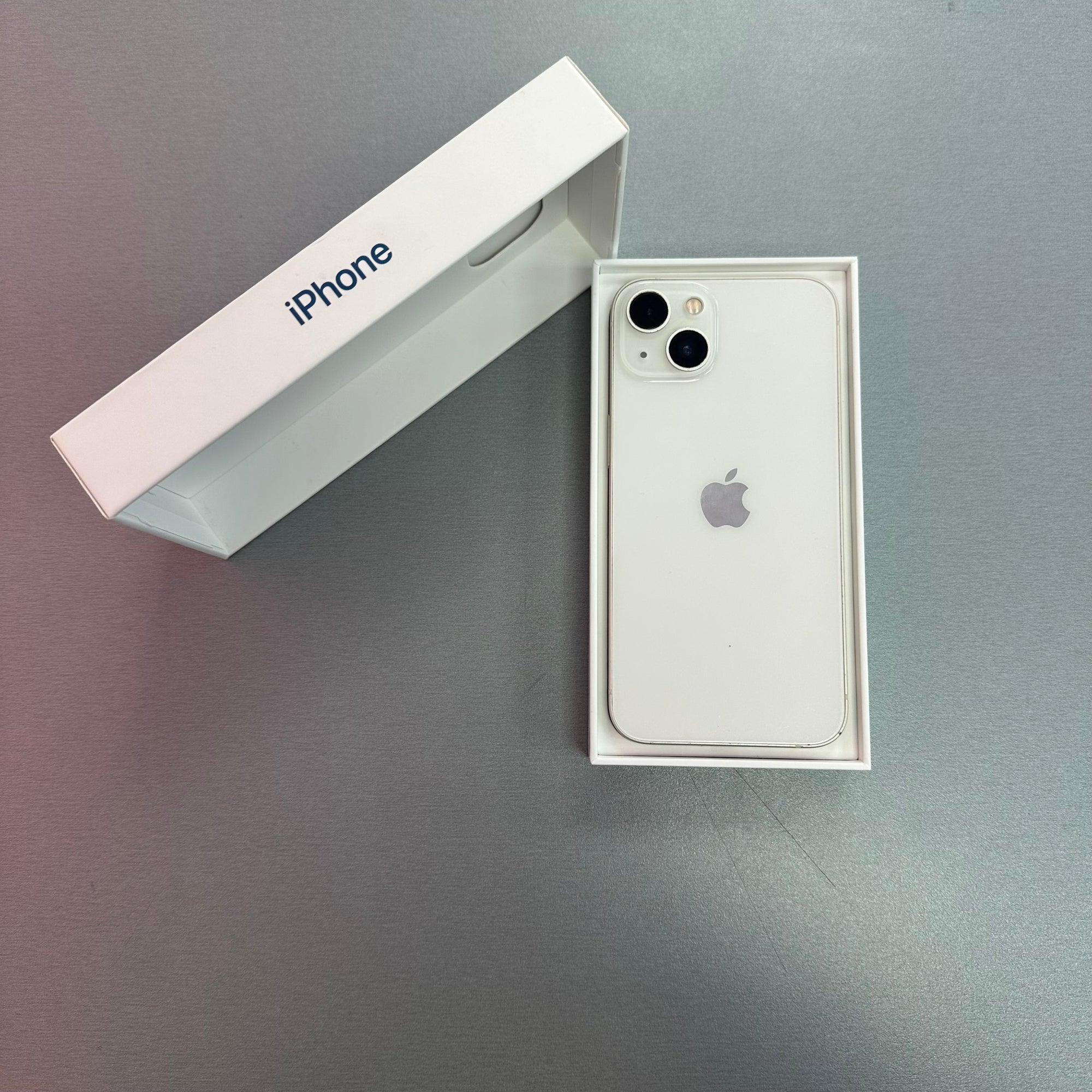 Apple iPhone 13 128GB Starlight - 88% Battery Health