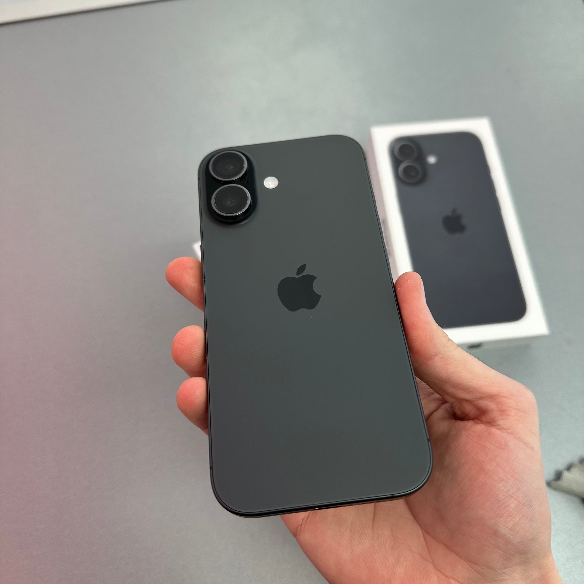 Like New Apple iPhone 17 256GB Black