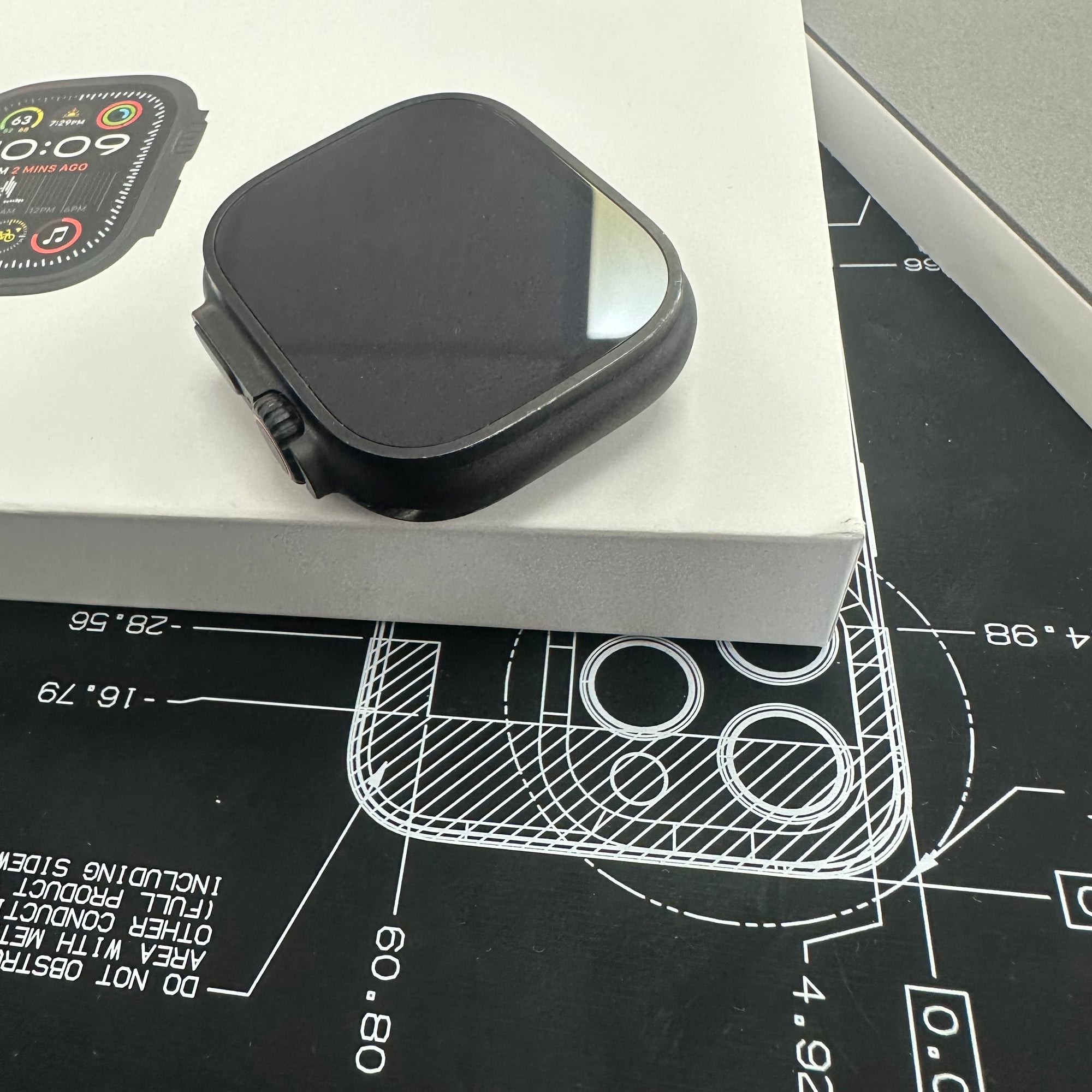Apple Watch Ultra 2, 49mm GPS and Cellular - Titanium Case &amp; Milanese Strap 100% Battery Health