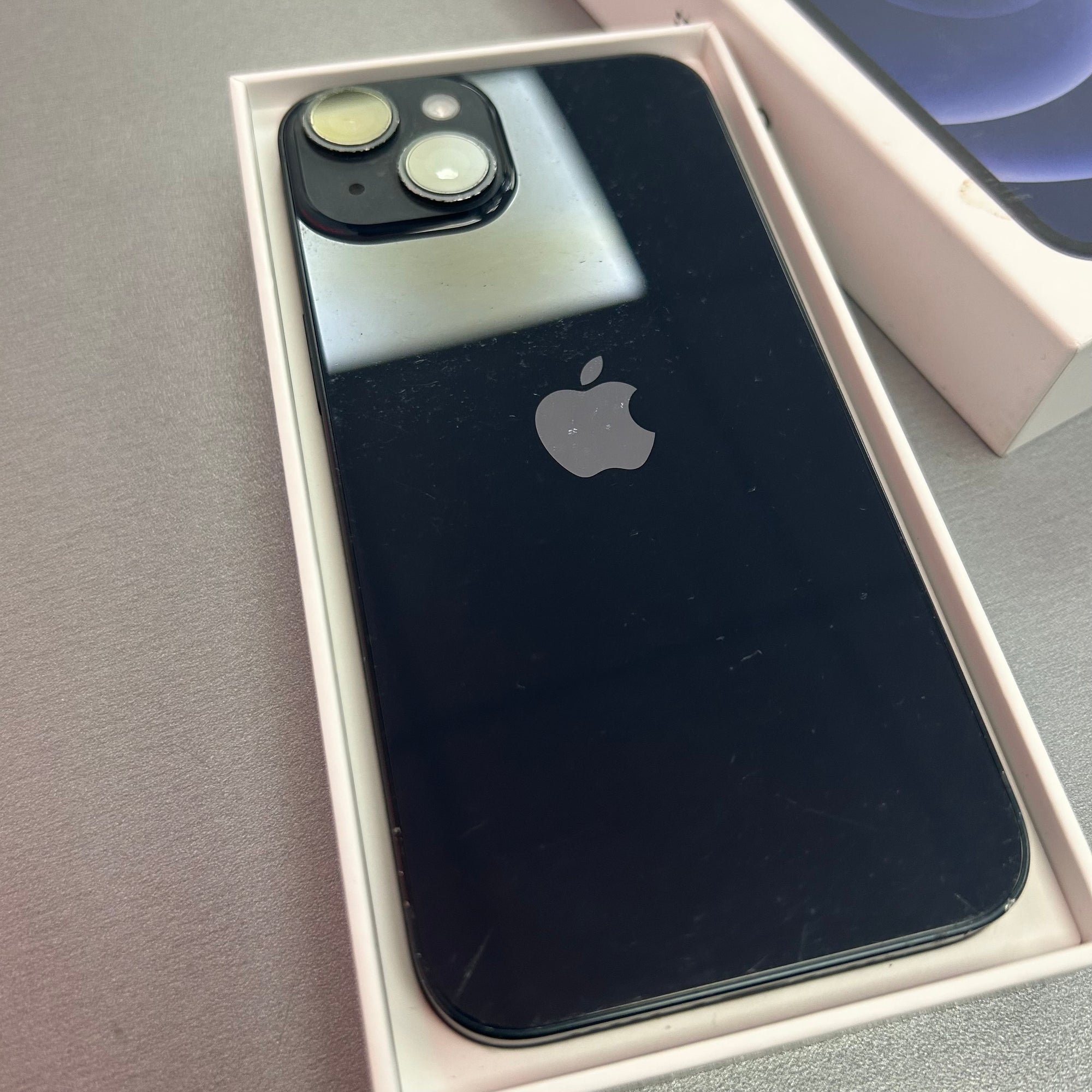 Apple iPhone 13 128GB Midnight 100% Battery Health