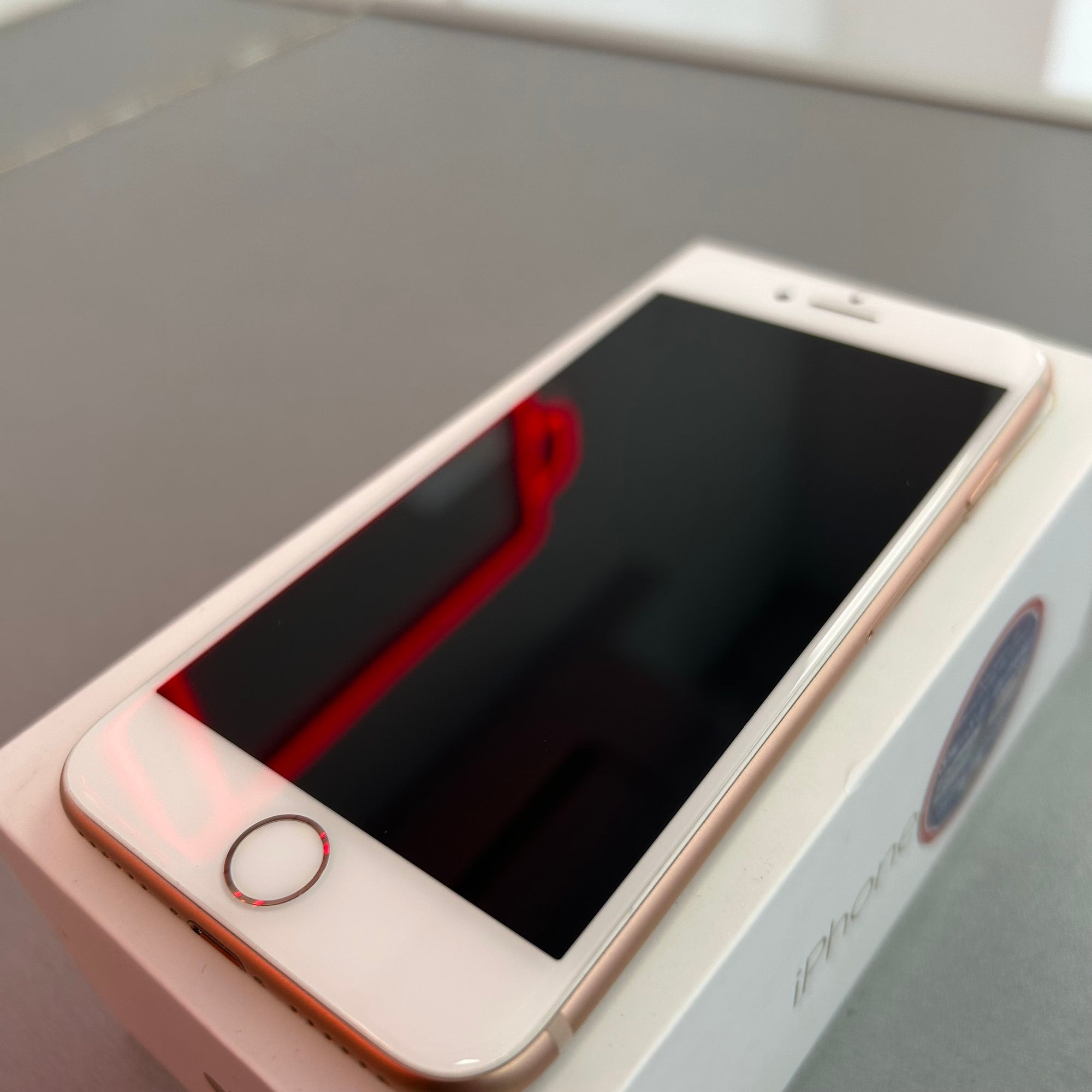 Apple iPhone 8 Rose Gold 64GB - 94% Battery Health