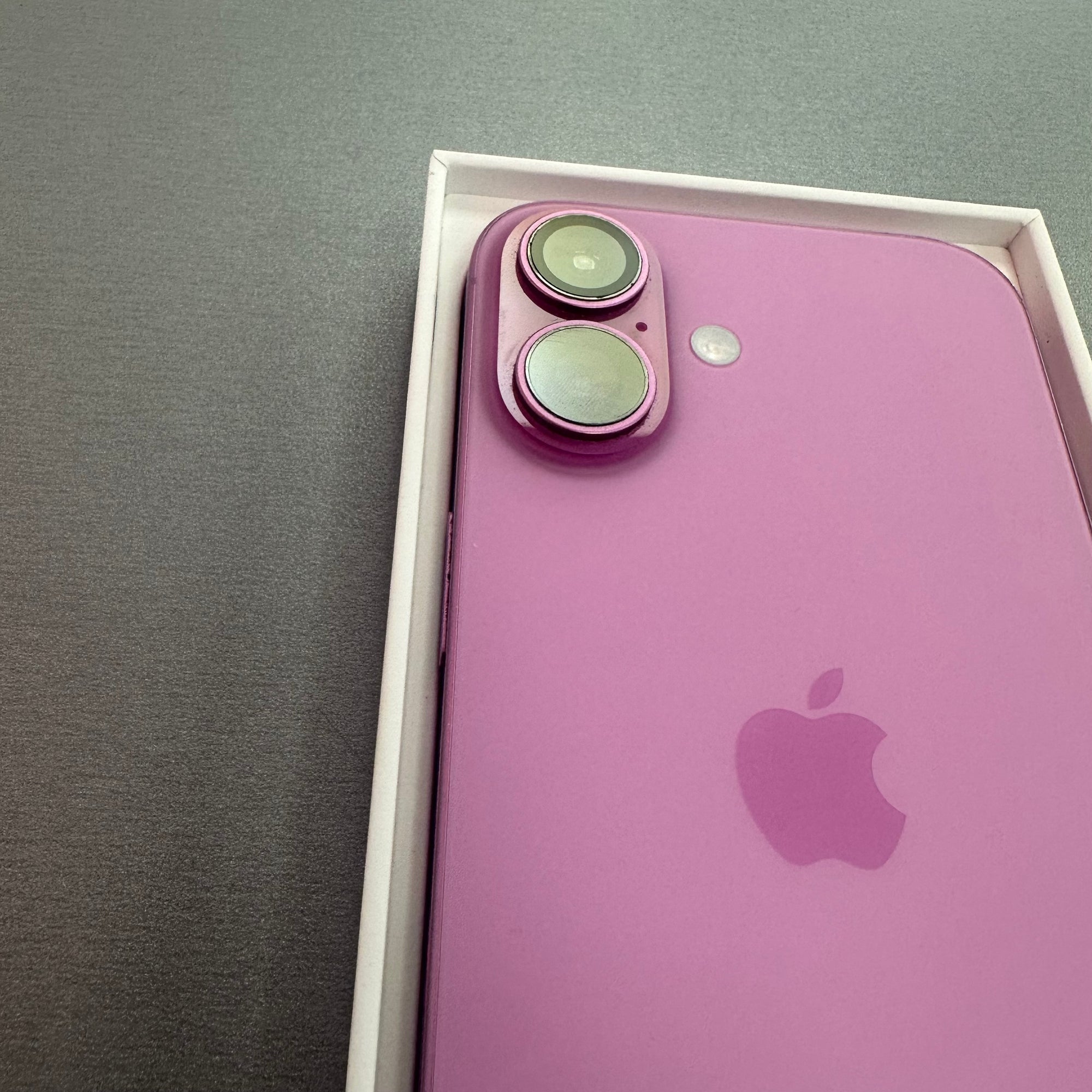 Apple iPhone 16 128GB Pink 91% Battery Health Great like new condition