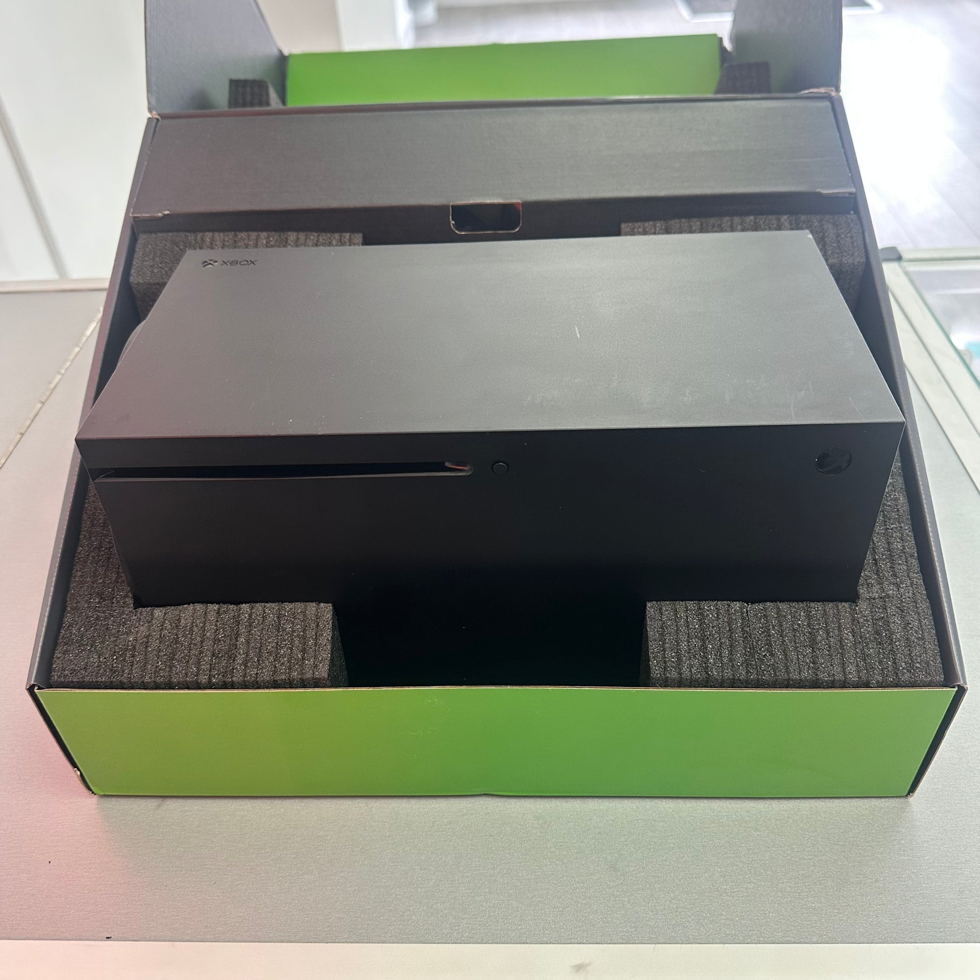Xbox Series X 1TB Game console