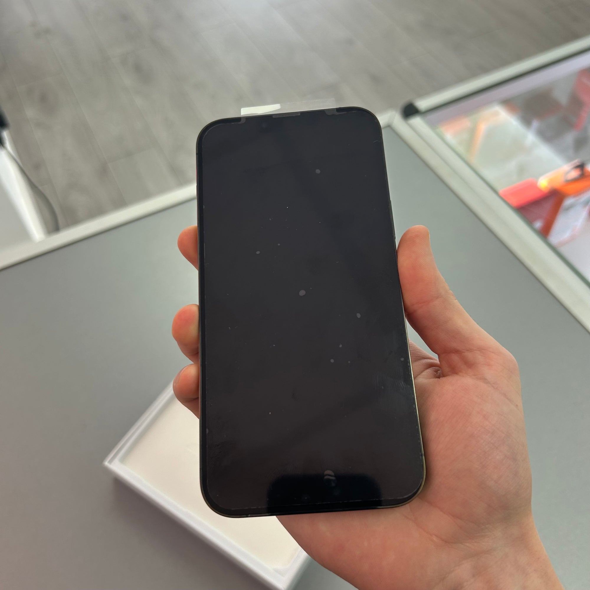 Apple iPhone 13 Pro Max 6.7” 1TB Alpine Green - 100% Battery Health