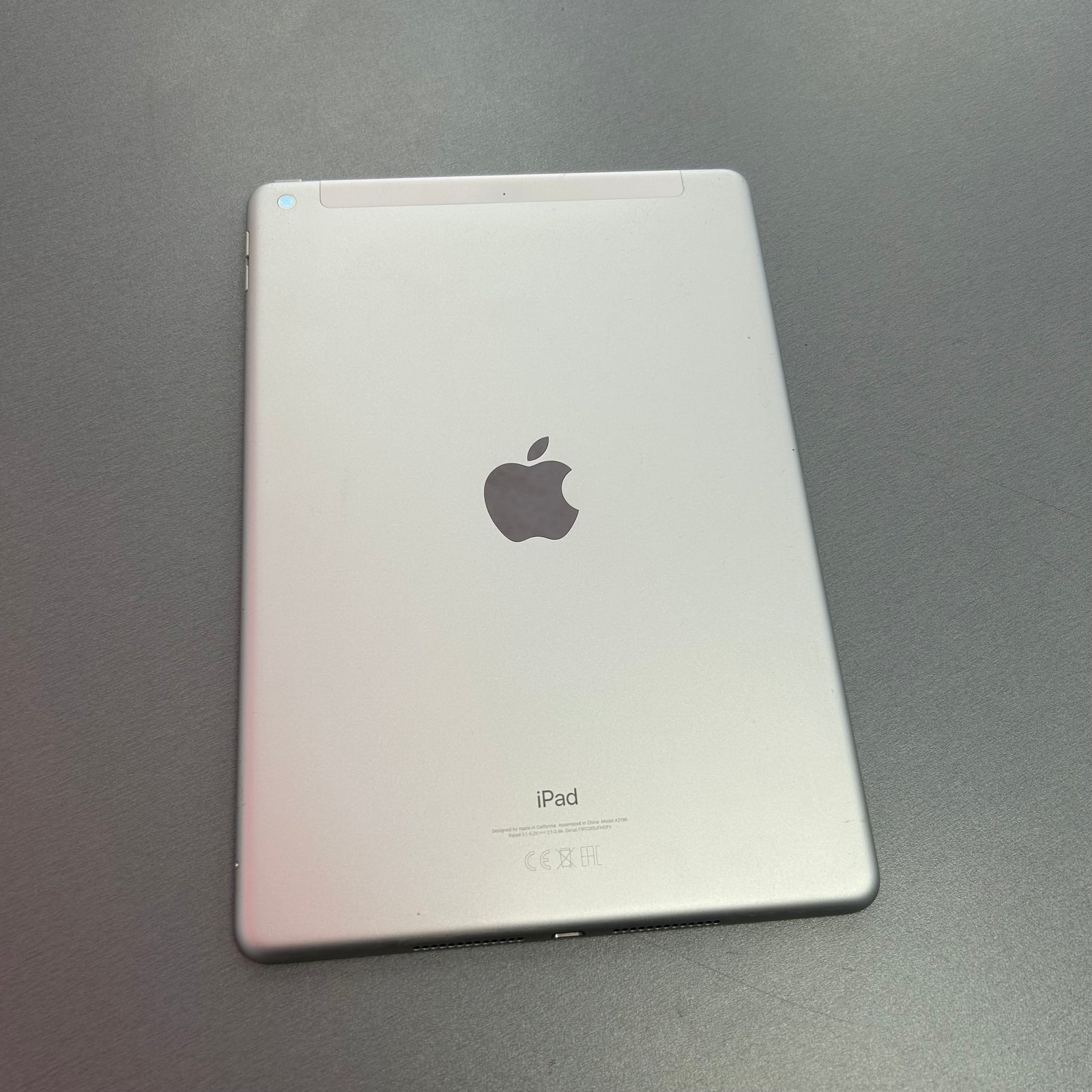 Apple iPad 7th Generation 32GB WiFi
