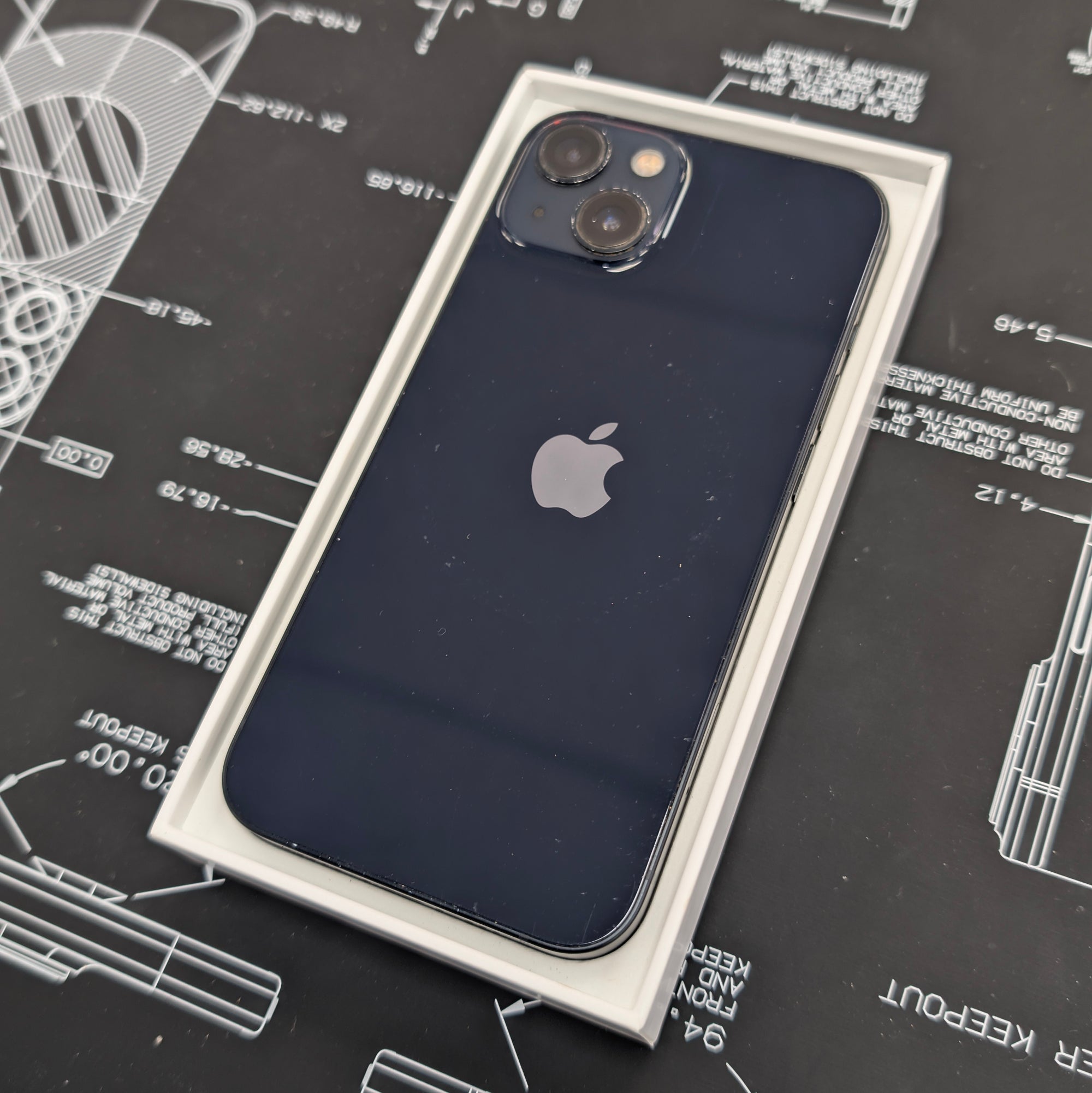 Apple iPhone 13 128GB Midnight 100% Battery
