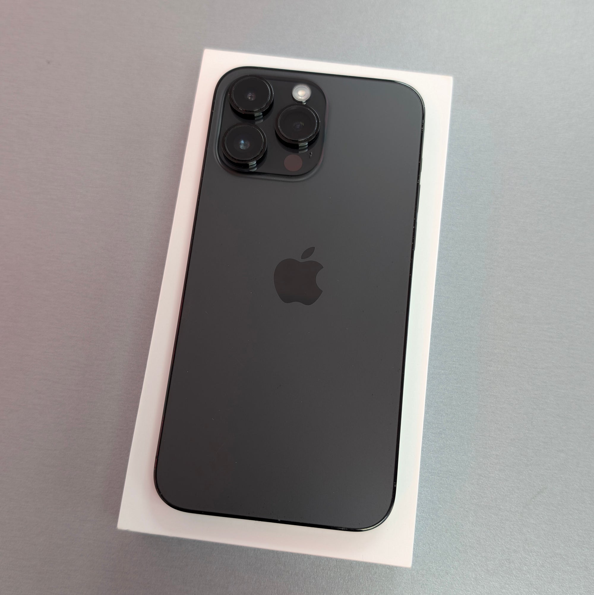 Apple iPhone 14 Pro Max Black 128GB - 100% Battery Health
