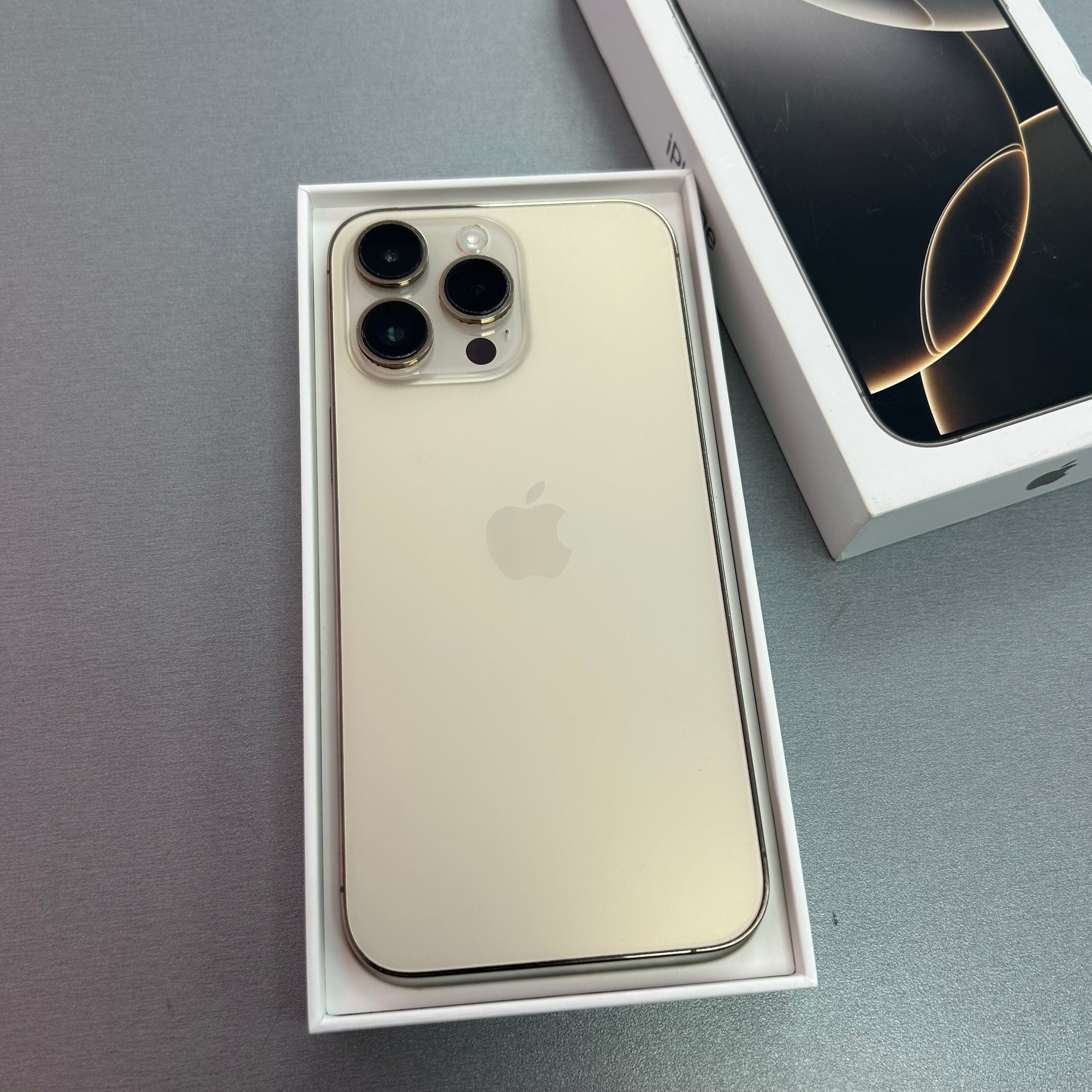 Apple iPhone 14 Pro Max Gold 128GB - 100% Battery Health